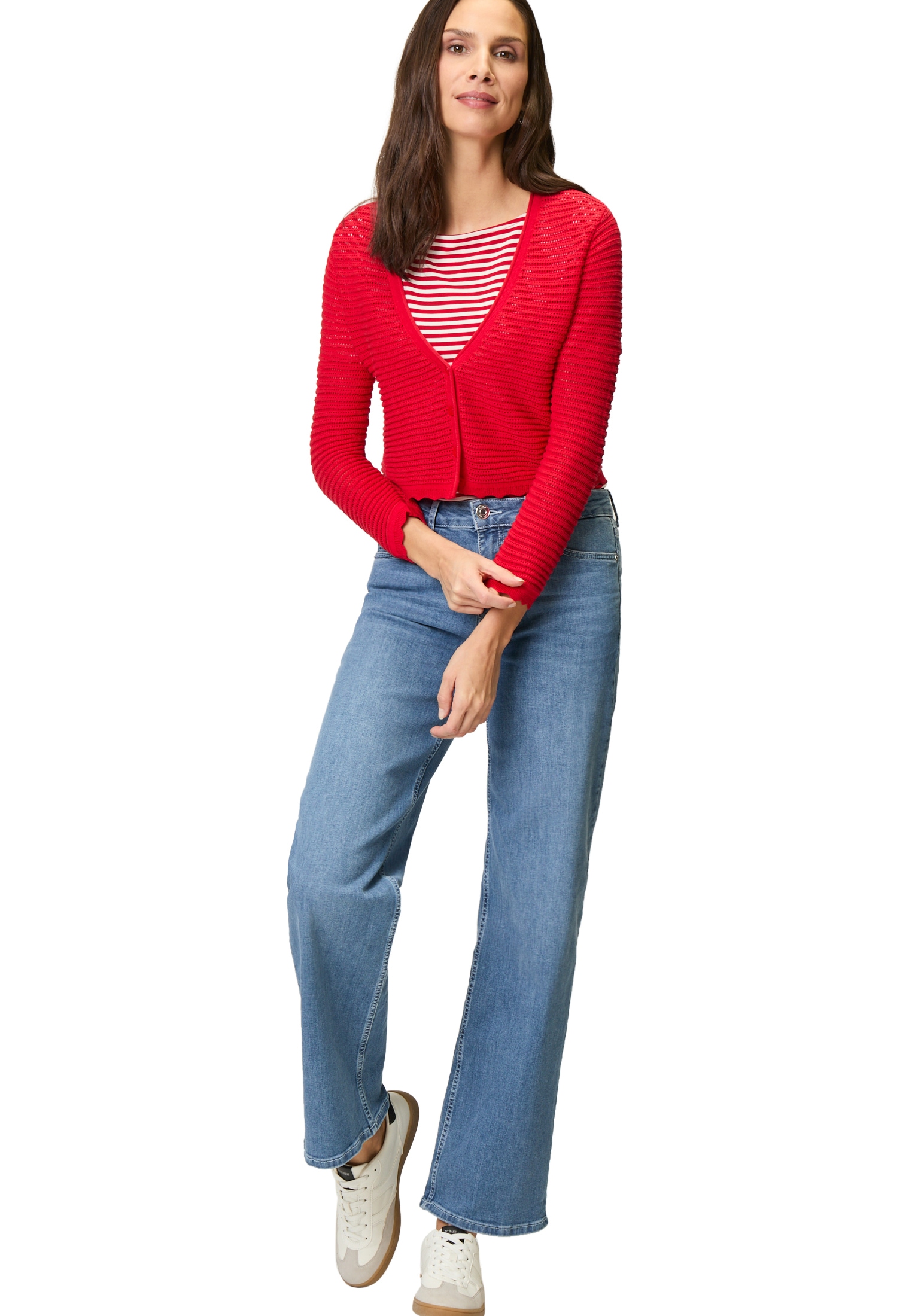 Zero Strickjacke »zero Strickjacke kurz mit Wellensaum«, Knopfleiste