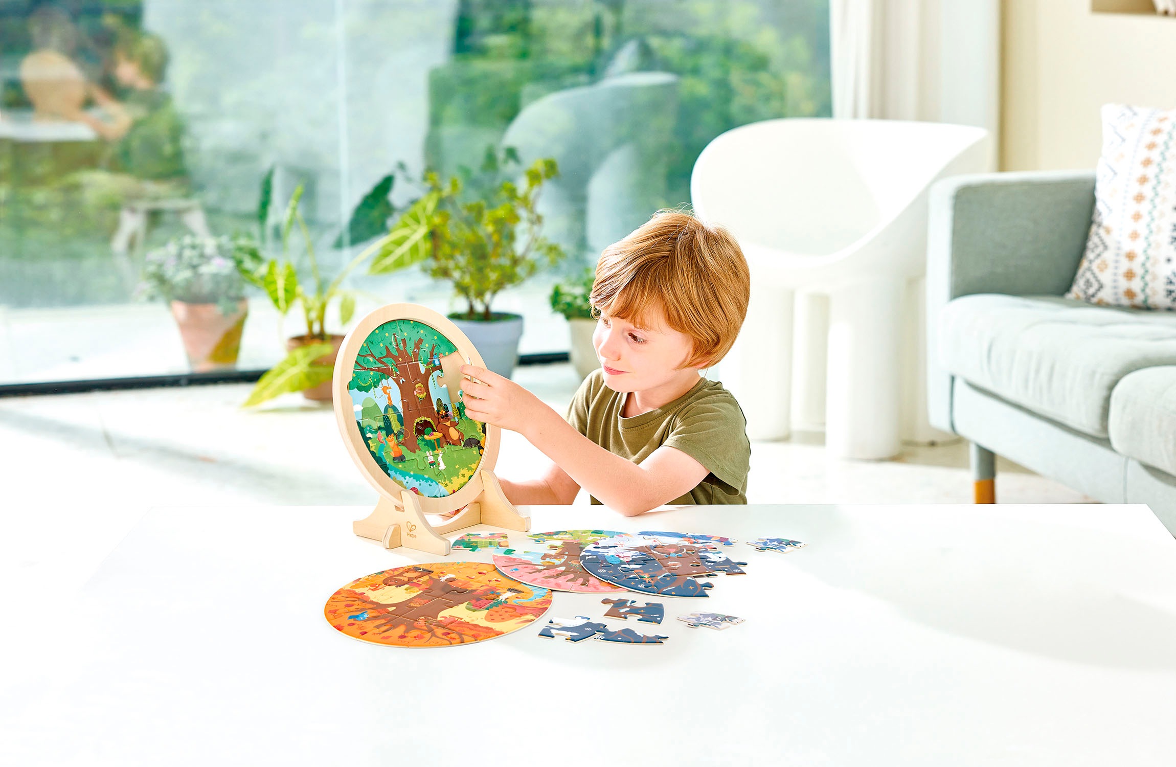 Hape Puzzle »4-Jahreszeiten-Lagenpuzzle«, leuchtet im Dunkeln