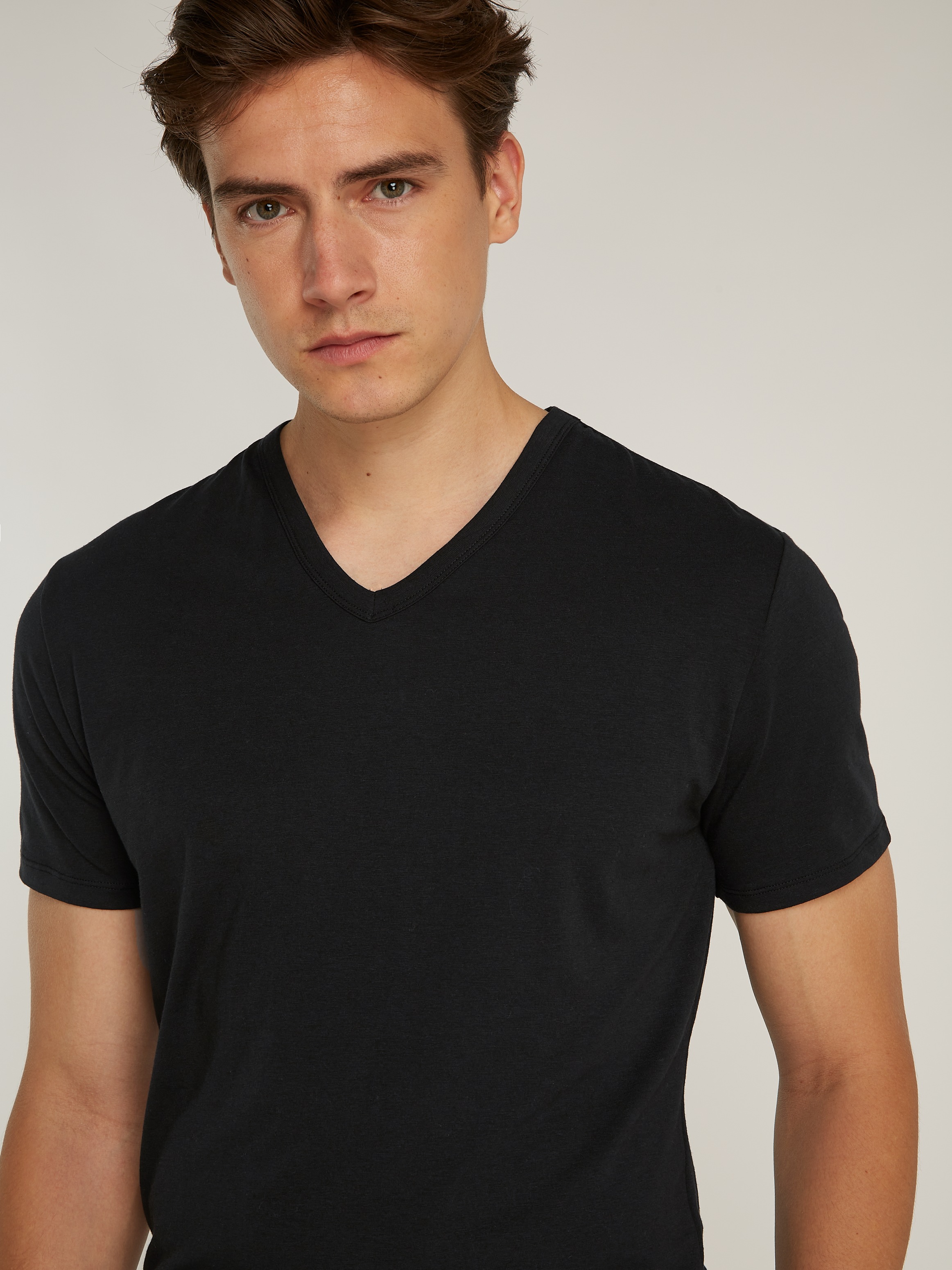 Thumbnail - Calvin Klein Underwear T-Shirt "S/S V NECK 3PK" Packung, 3er-Pack, 3 Stk. mit Logo am Saum