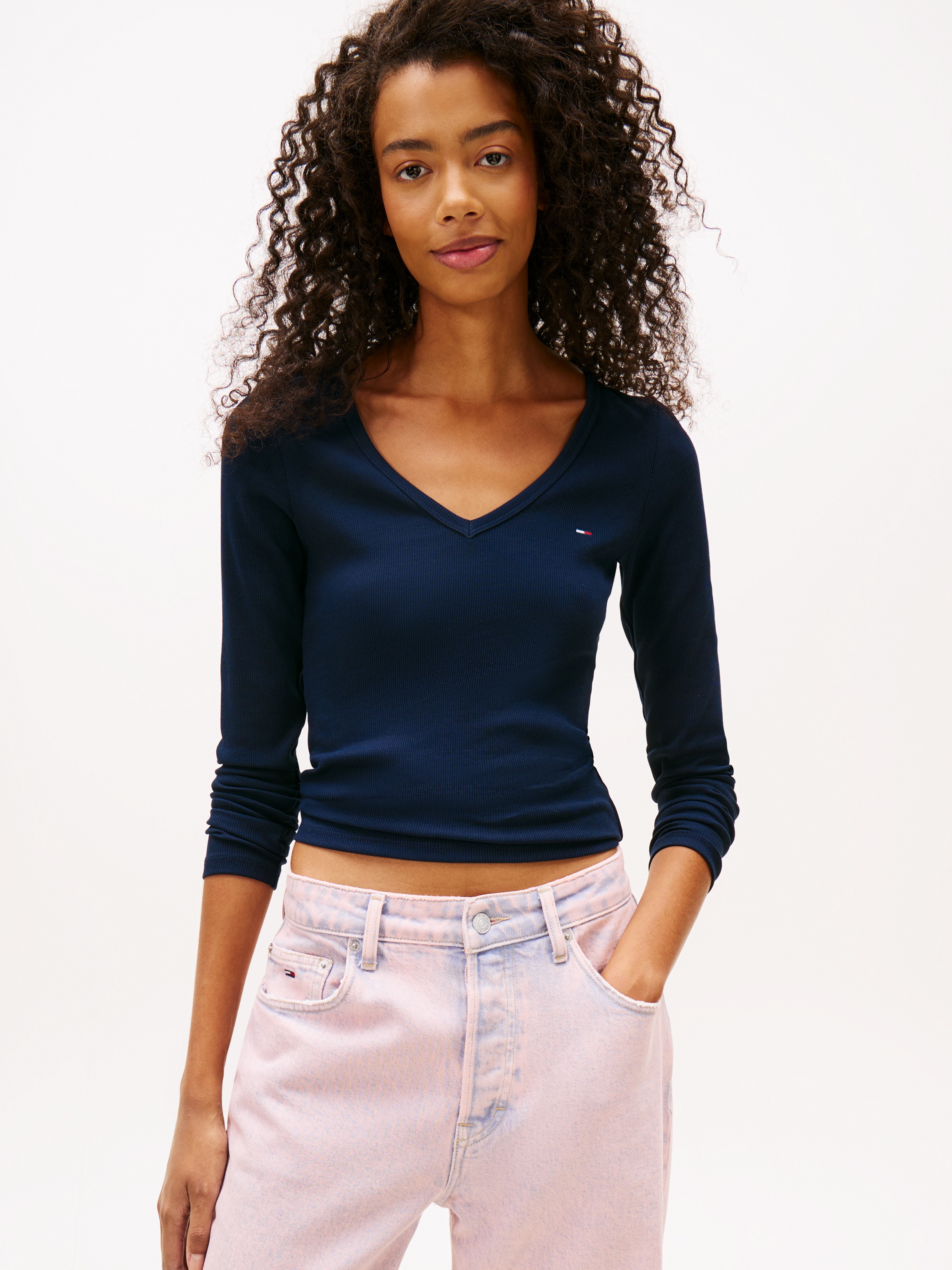 Tommy Jeans Langarmshirt "TJW SLIM ESSENTIAL RIB V LS" günstig online kaufen