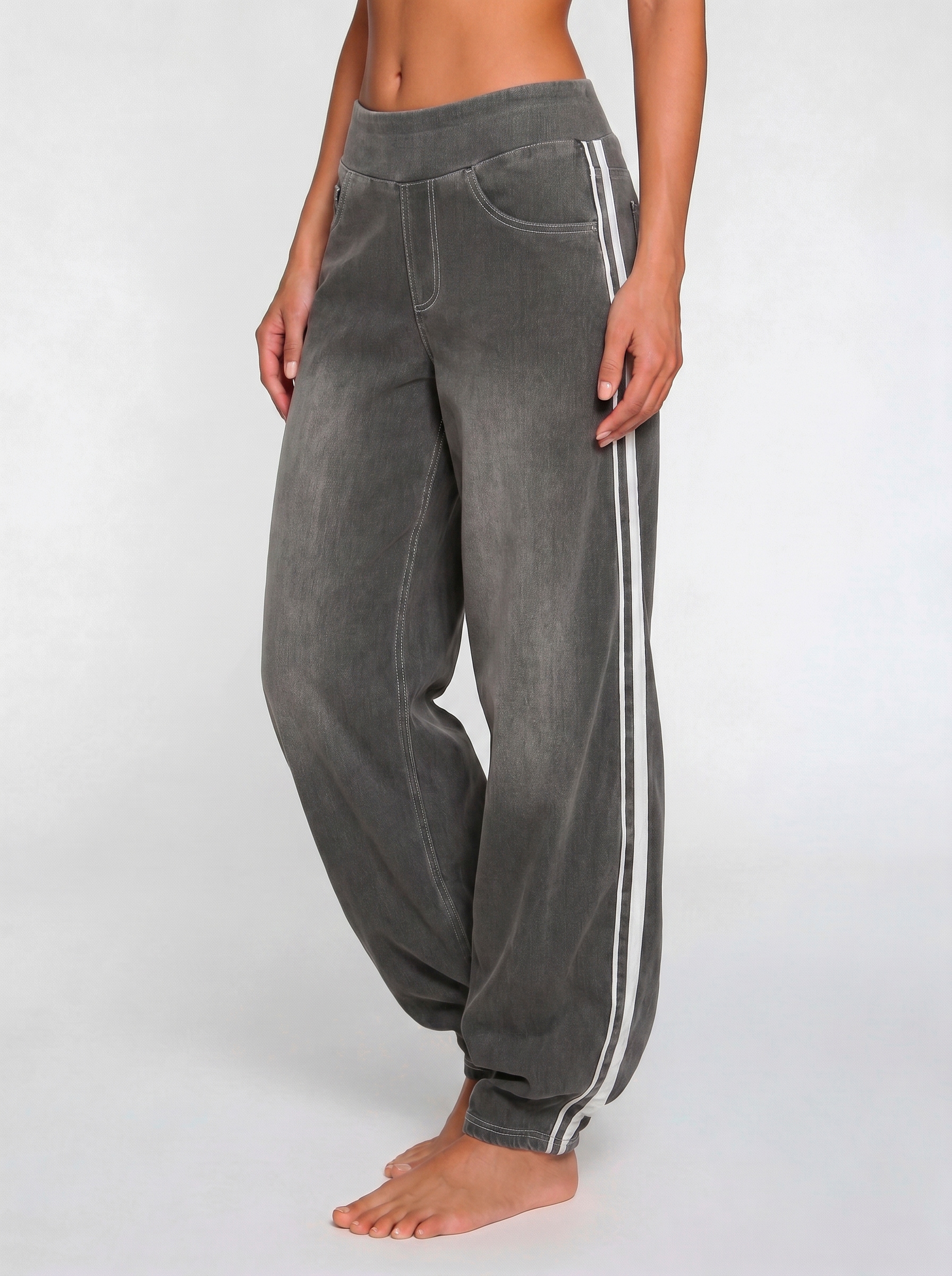 H.I.S Schlupfhose "modischer Barrel Schnitt Denim Style, mit Waschung" Denim der sich uneingeschränkt bequem anfühlt