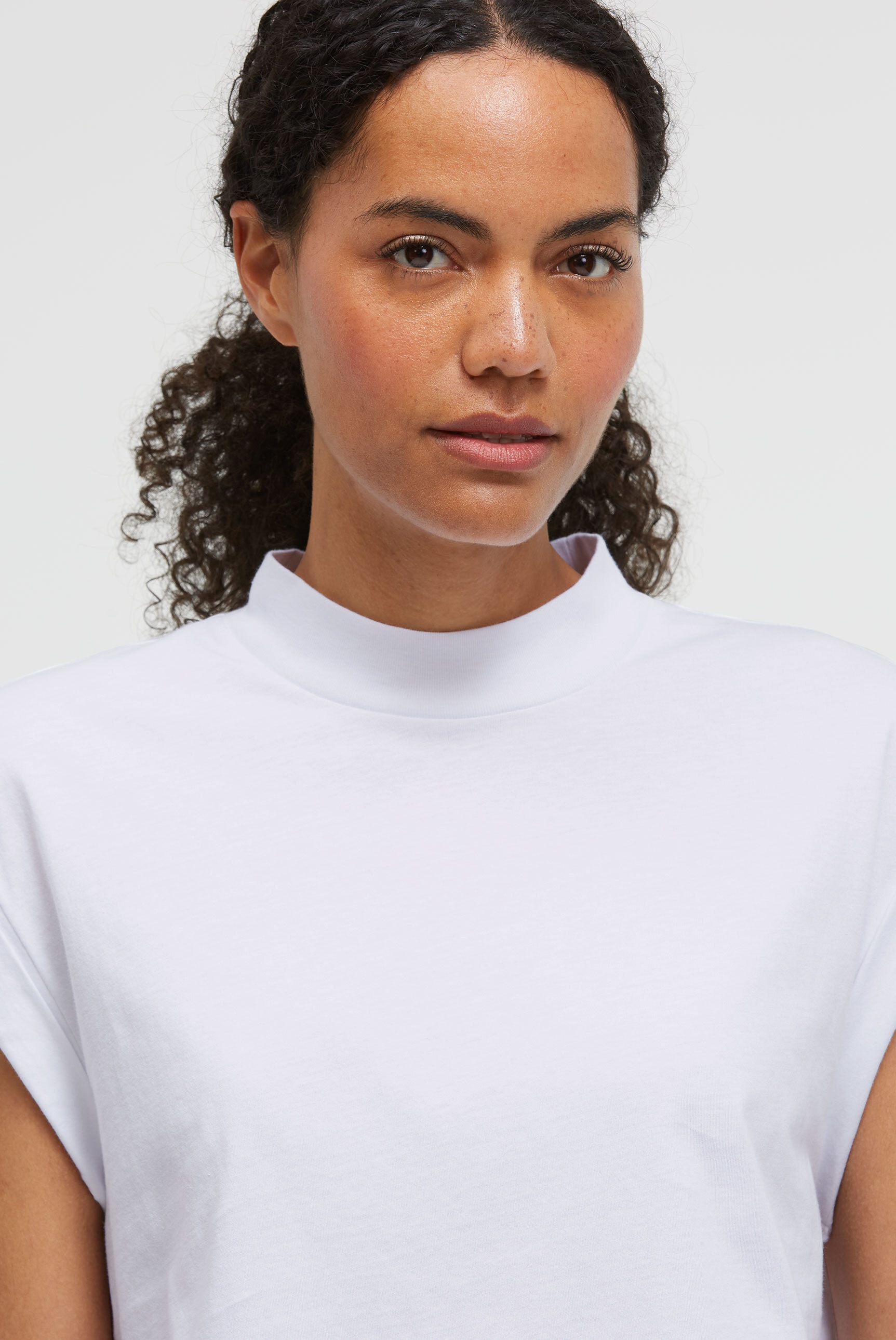 SENSES.THE LABEL Rundhalsshirt mit Turn-Up-Ärmel