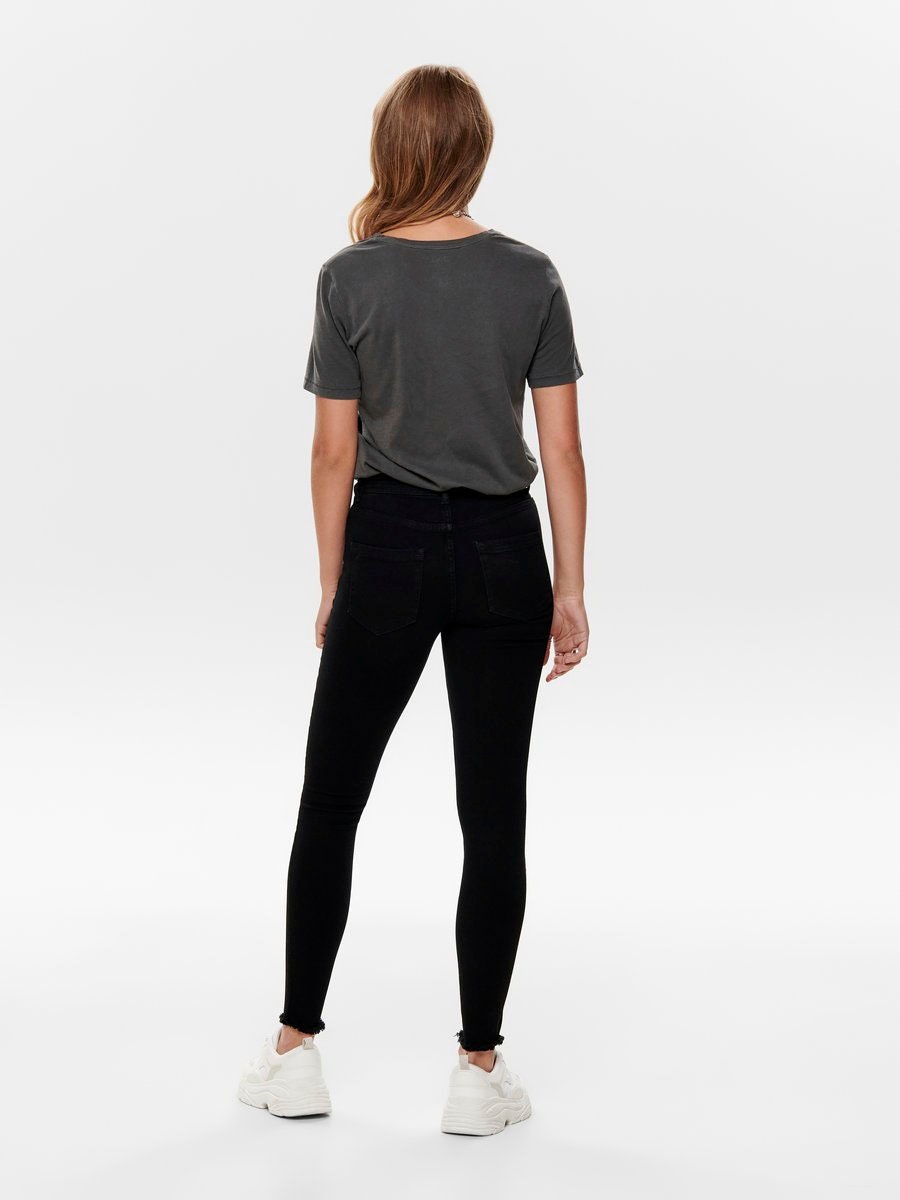 ONLY Ankle-Jeans "ONLBLUSH MID SK AK RW DNM REA2343 NOOS", ausgefranste Säu günstig online kaufen