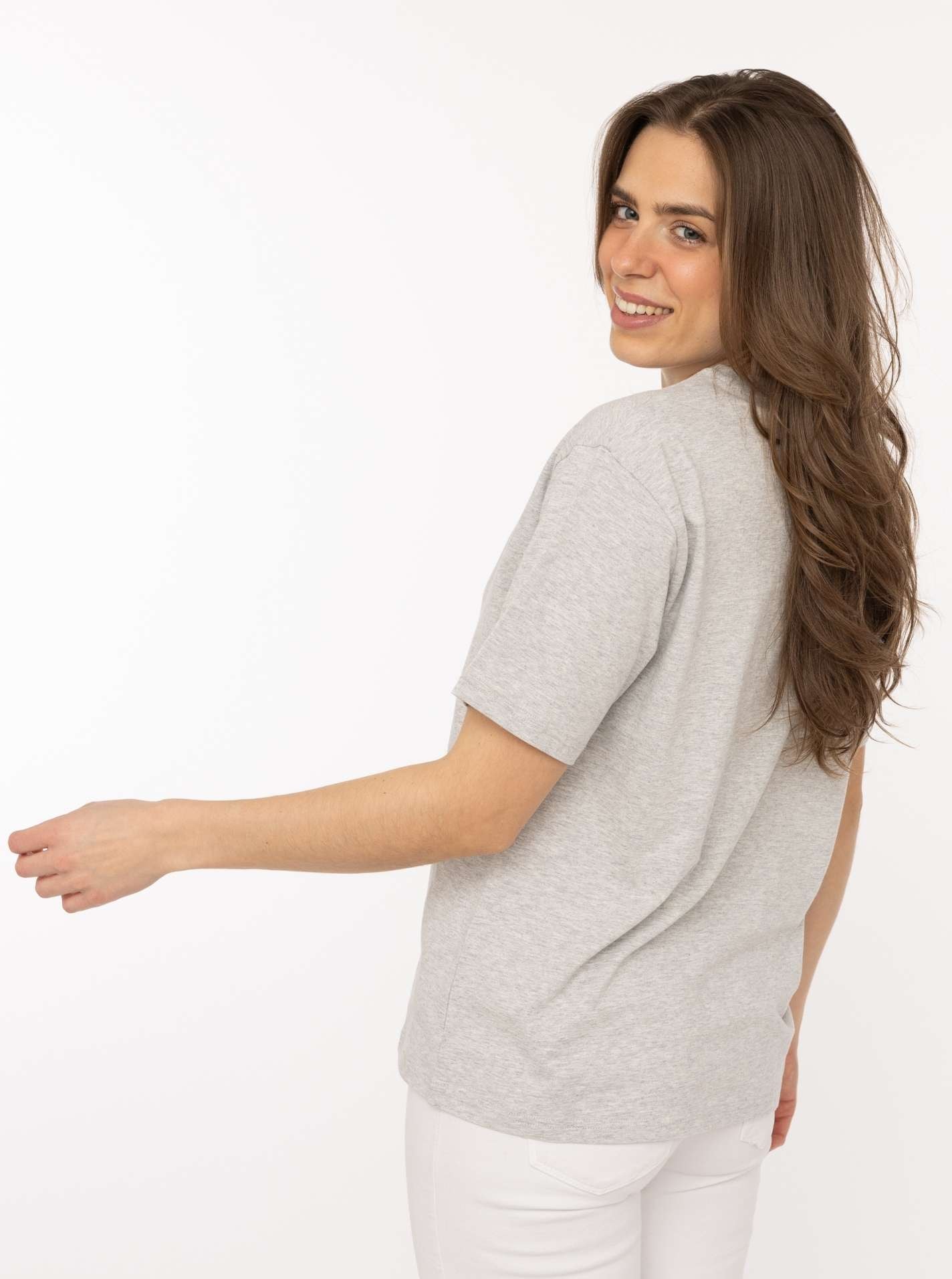 Zwillingsherz T-Shirt »"Feel Good Club"« Rundhals, einfarbig, kleine Stickerei vorne