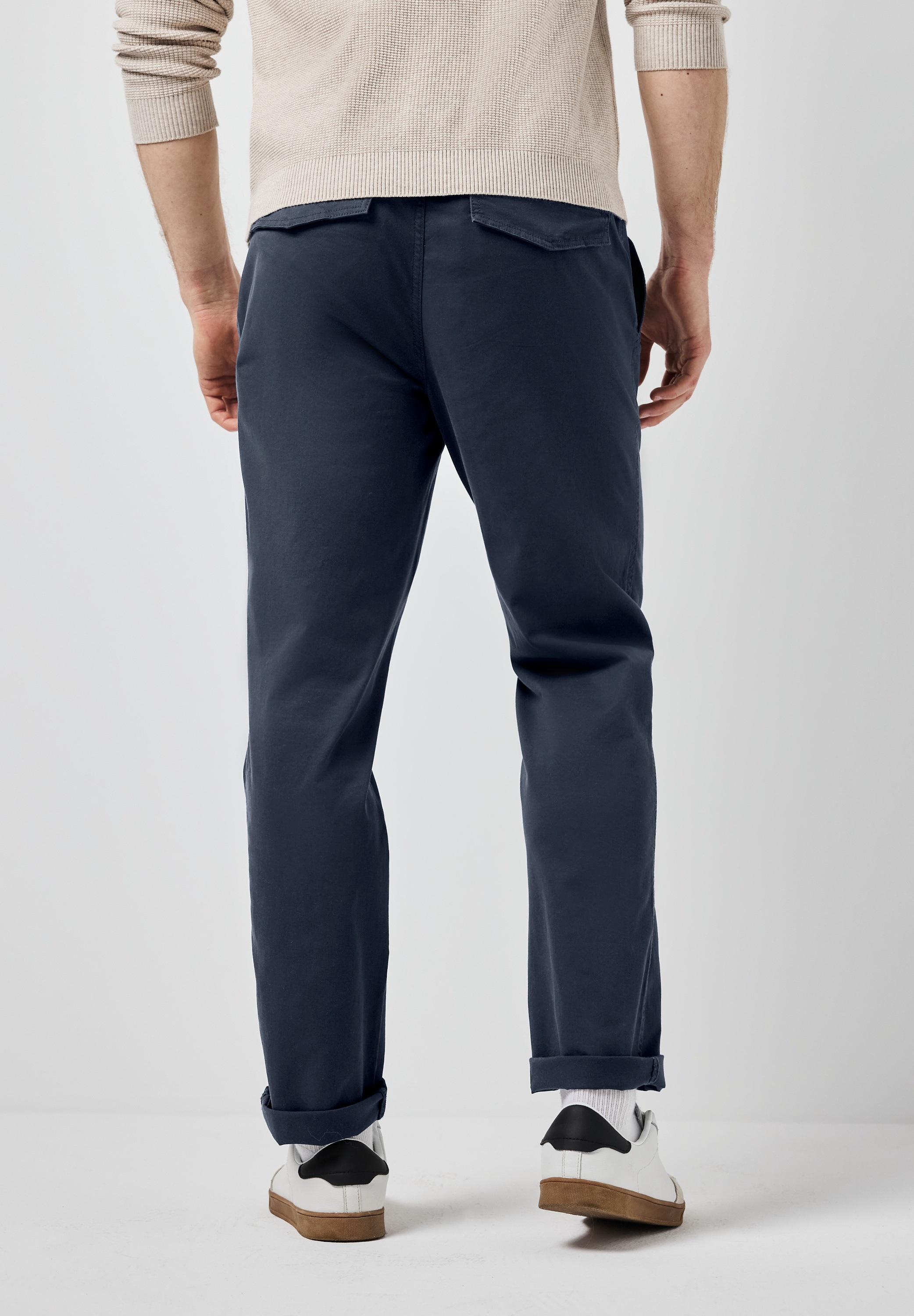 STREET ONE MEN Chinohose, mit seitlichen Einschubtaschen