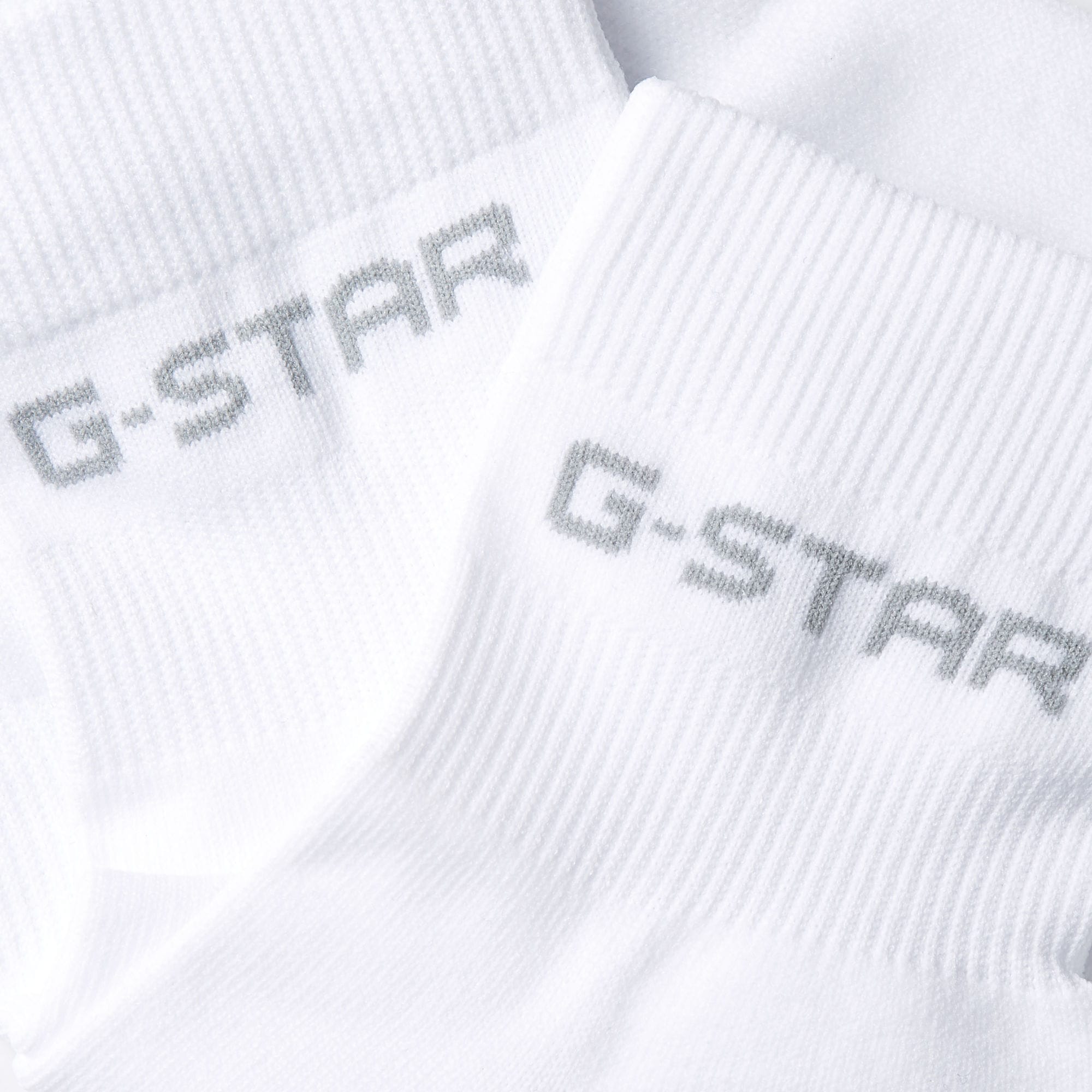 G-STAR Sportsocken »MUSK, 3 PACK ANKLET SPORTS SOCKS« Packung, 3 Paar tlg. unifarben, mit Logo-Jacquard