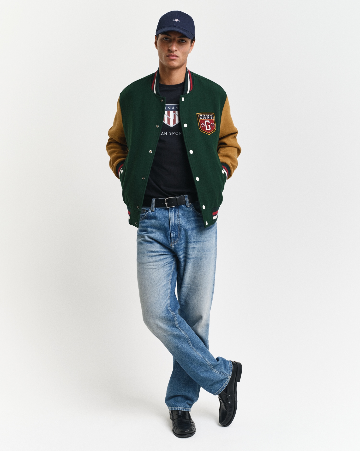 Gant T-Shirt »REG ARCHIVE SHIELD SS T-SHIRT«, mit Logodruck auf der Brust