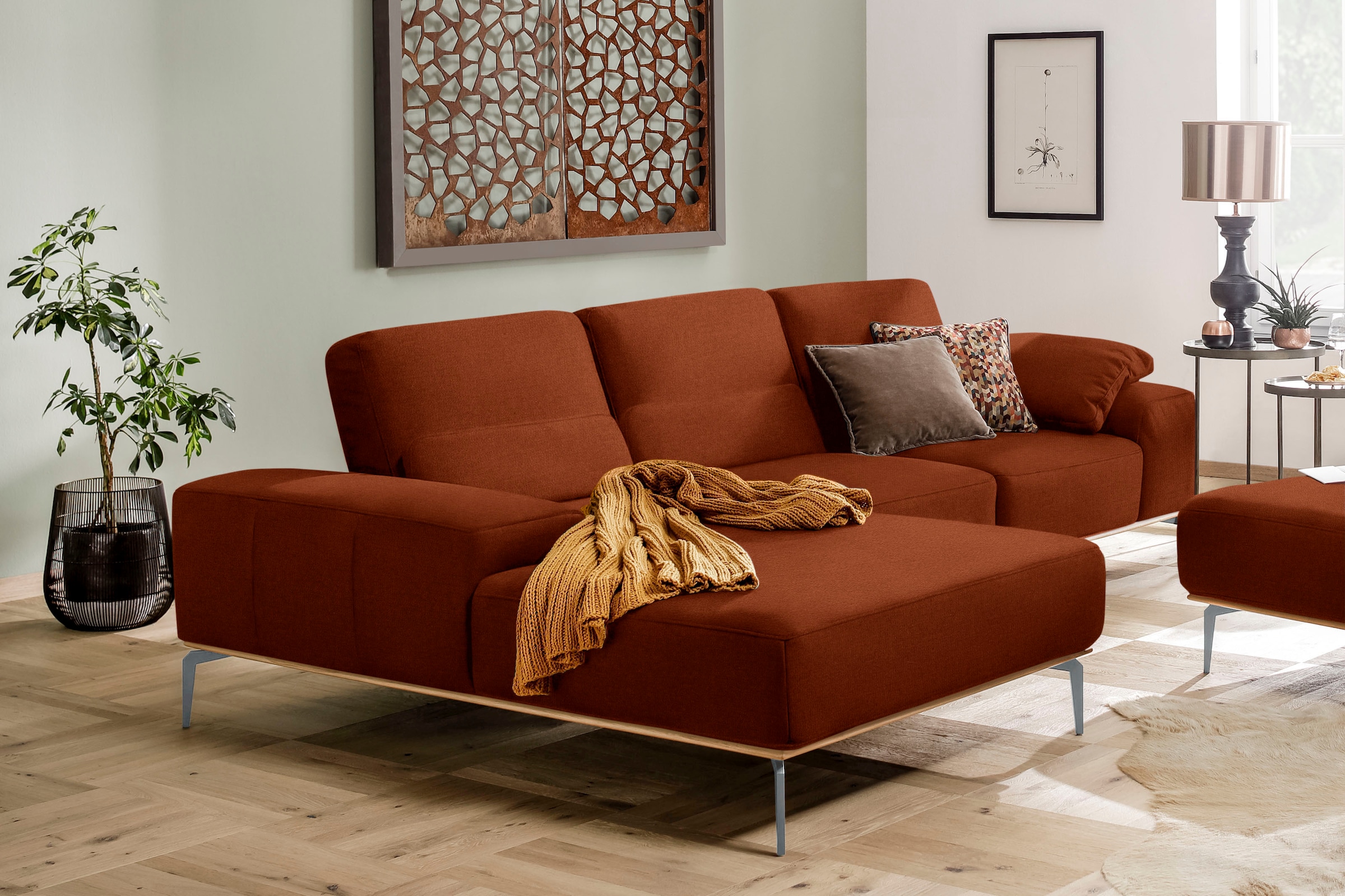 W.SCHILLIG Ecksofa "run, Designsofa mit tollem Sitzkomfort, bequem, Breite 299cm, L-Form" mit elegantem Holzsockel, Füße in Silber matt, Breite 299 cm