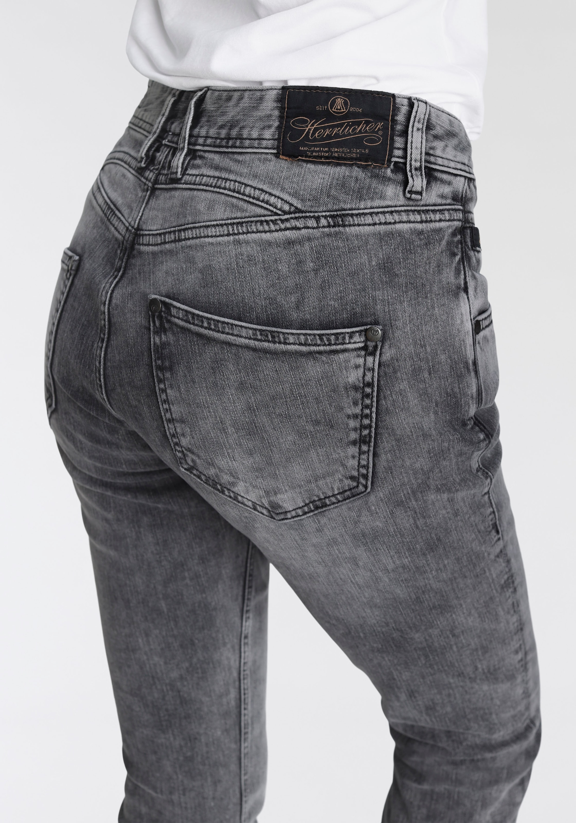 Herrlicher Slim-fit-Jeans »PEPPY SLIM RECYCLED DENIM«, Normal Waist Recycled Polyester