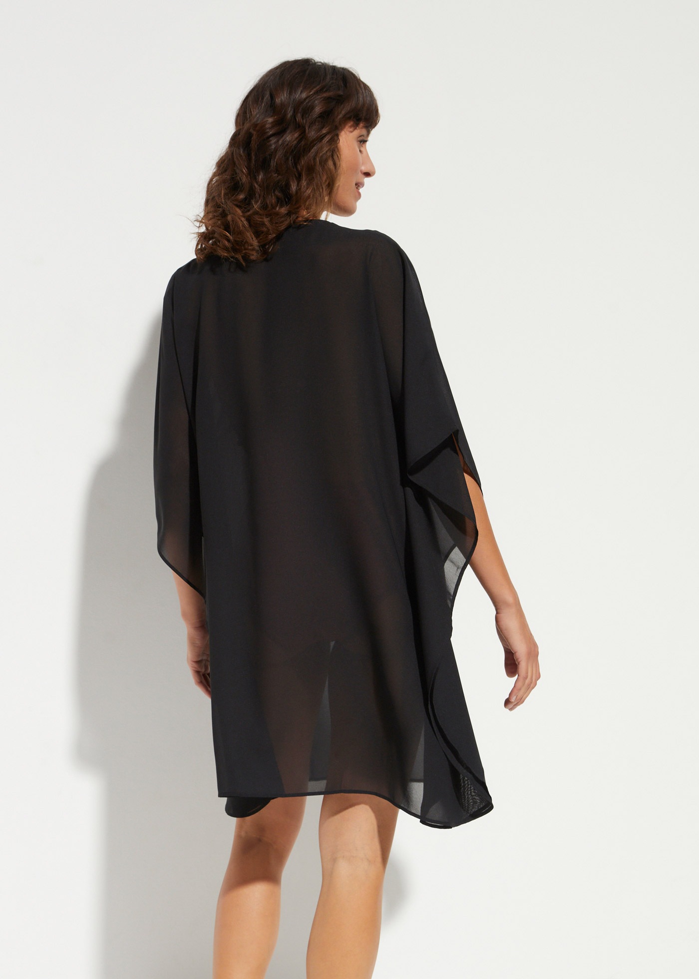 bonprix Tunikakleid für warme Tage, aus Polyester, figurumspielende Passfor günstig online kaufen