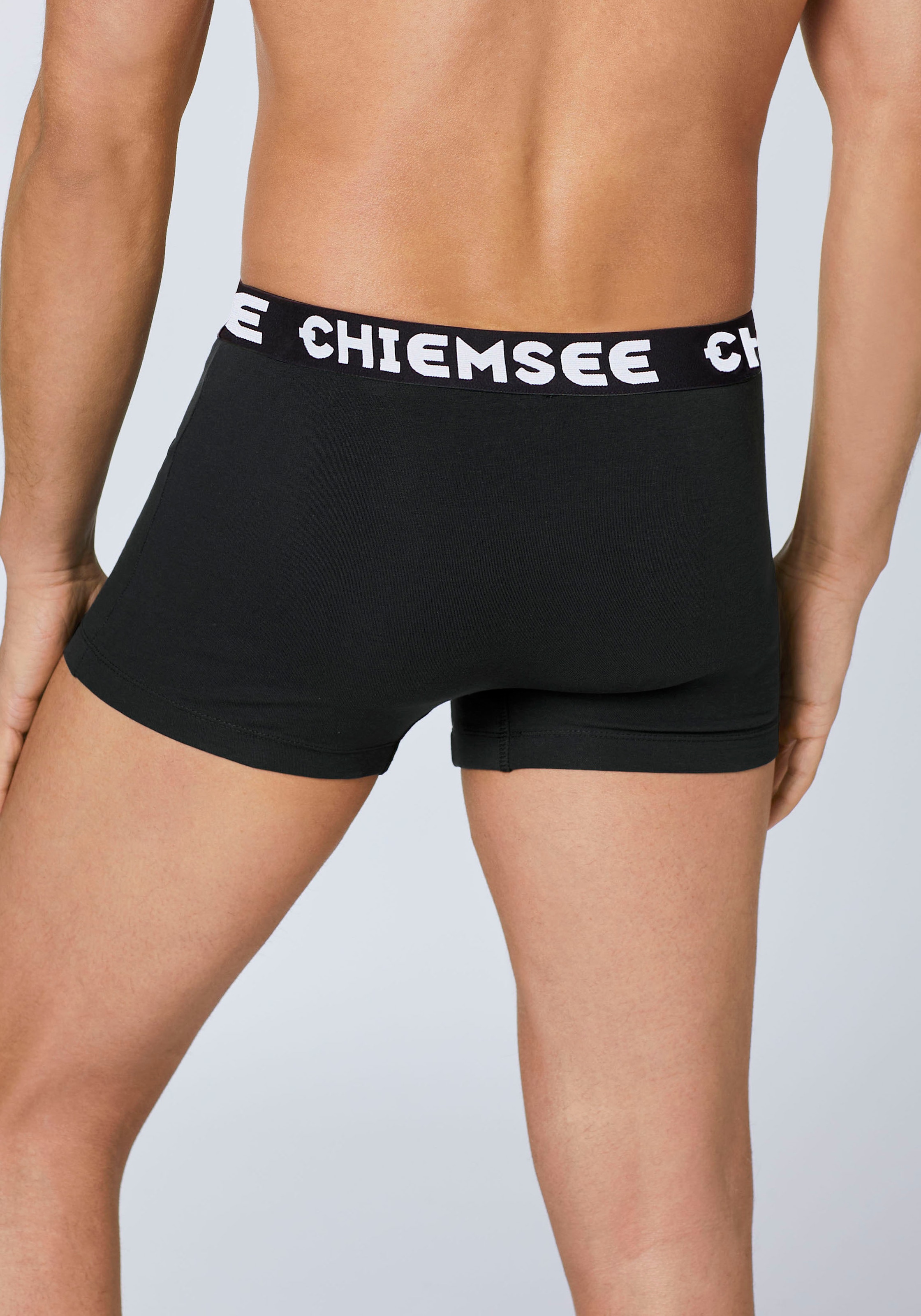 Chiemsee Boxershorts Packung, 5 Stk. aus Baumwollmischung, elastischer Logobund