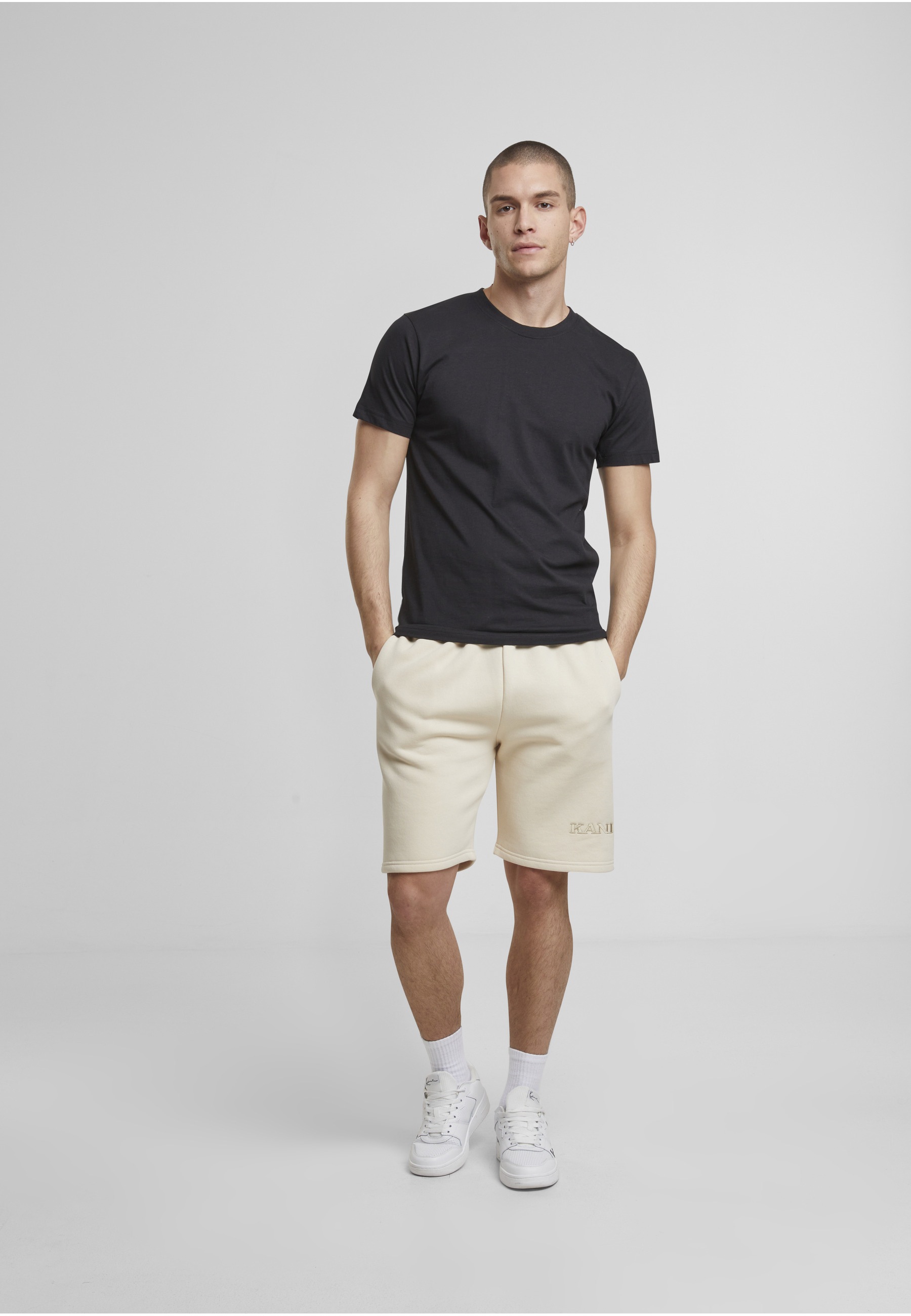 Karl Kani Shorts »Karl Kani Retro Paisley Sweat Shorts«