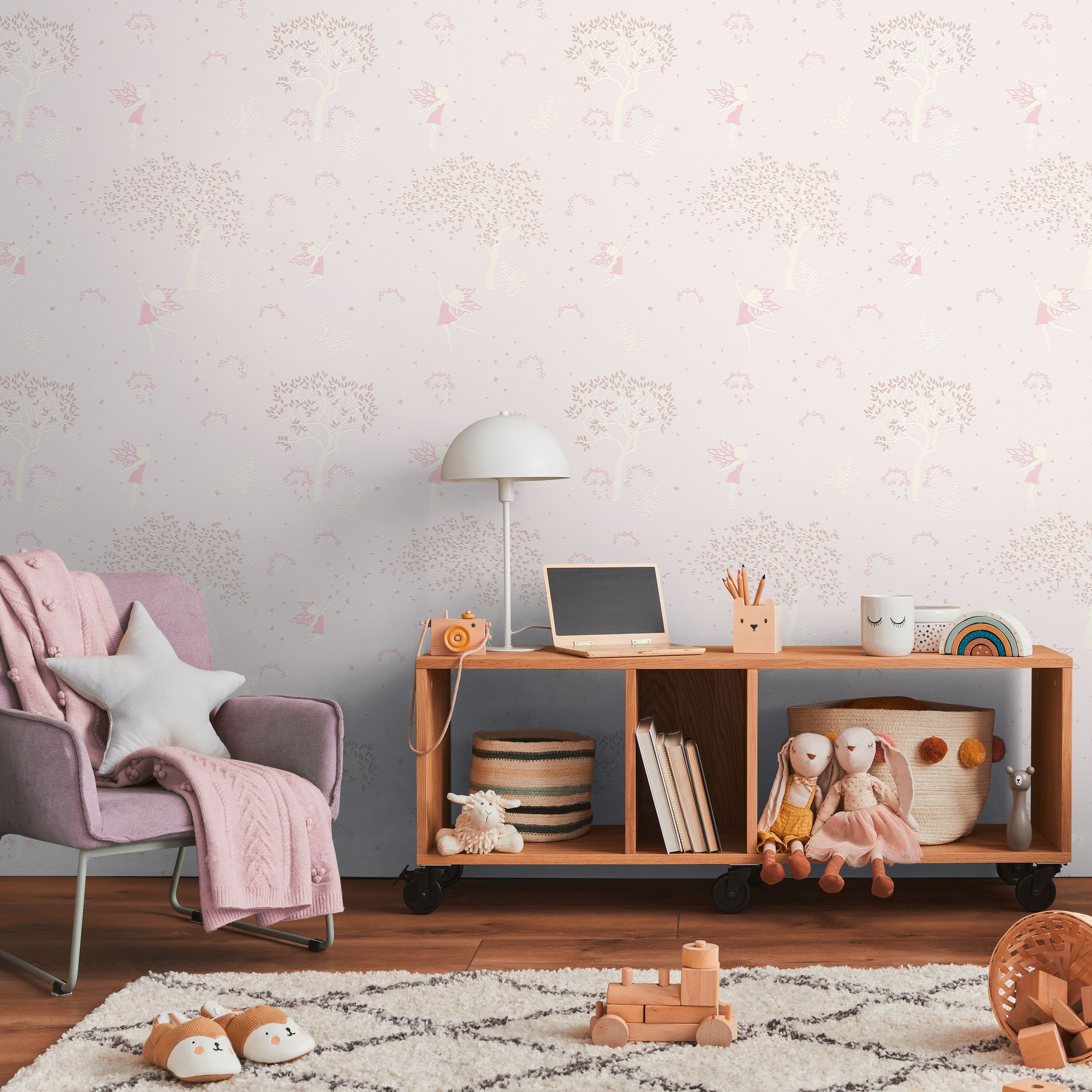 living walls Vliestapete "Kids Studio Feenwald – Glitzer Vliestapete" Motiv geblümt leicht glänzend glatt Feenwald mit Bäumen, Blüten, Schmetterlingen und Glitzer