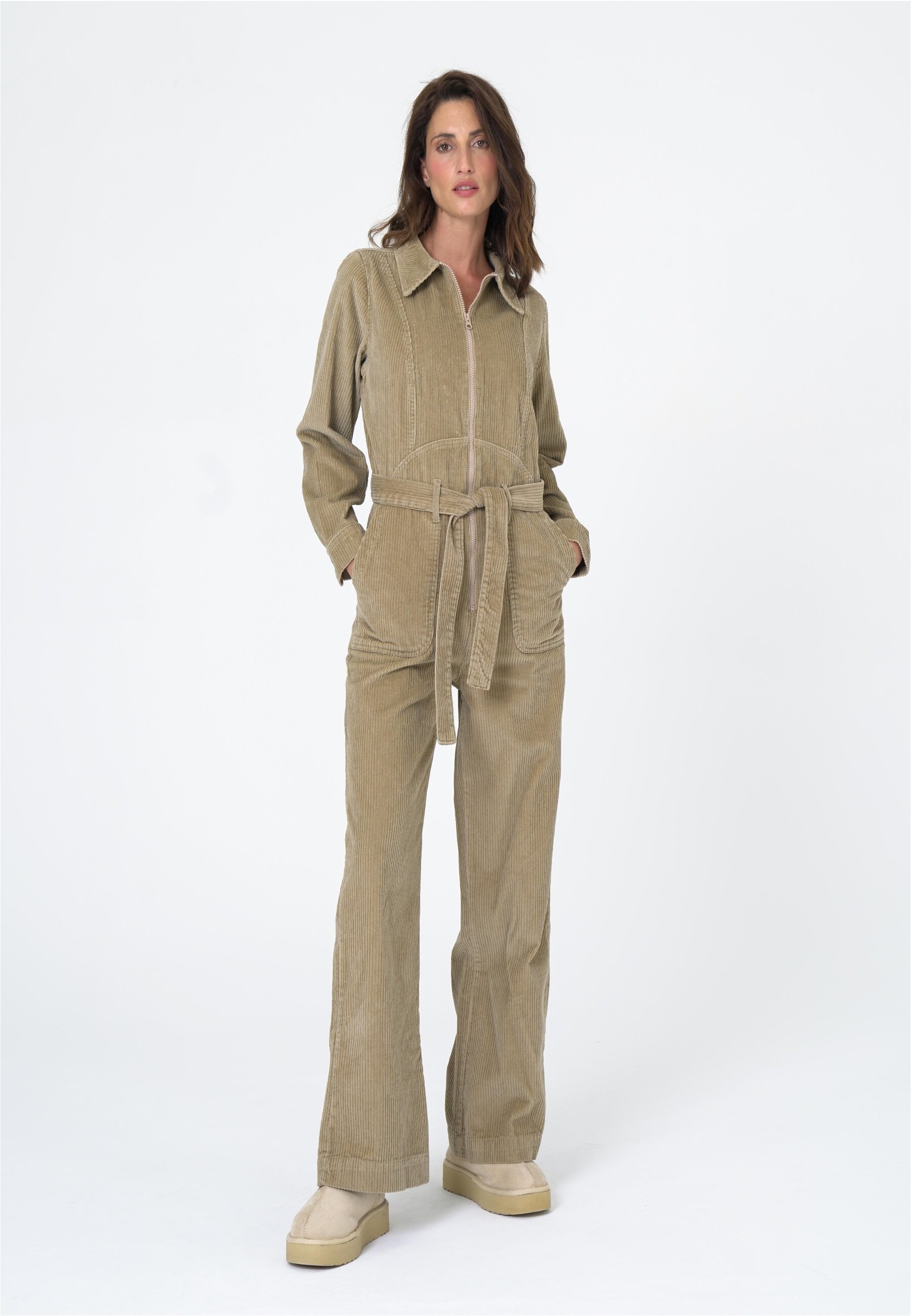 freshlions Jumpsuit "Gabriela", mit Bindeband in der Taille günstig online kaufen