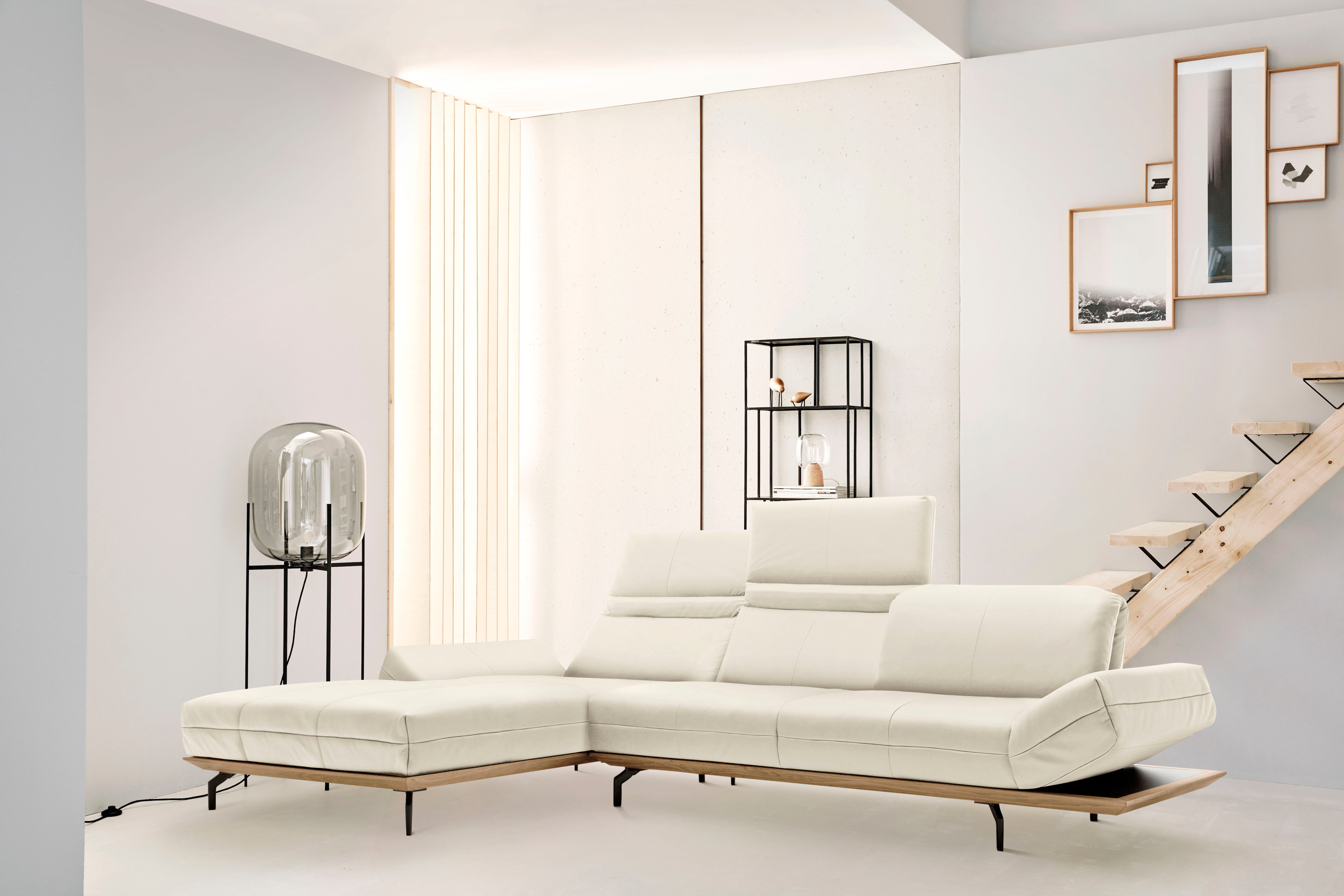 Creation BY ROLF BENZ Ecksofa "CR.420, Designecksofa, bequem, verstellbare Rückenlehne, L-Form" in 2 Qualitäten, Holzrahmen in Eiche Natur oder Nußbaum, Breite 313 cm