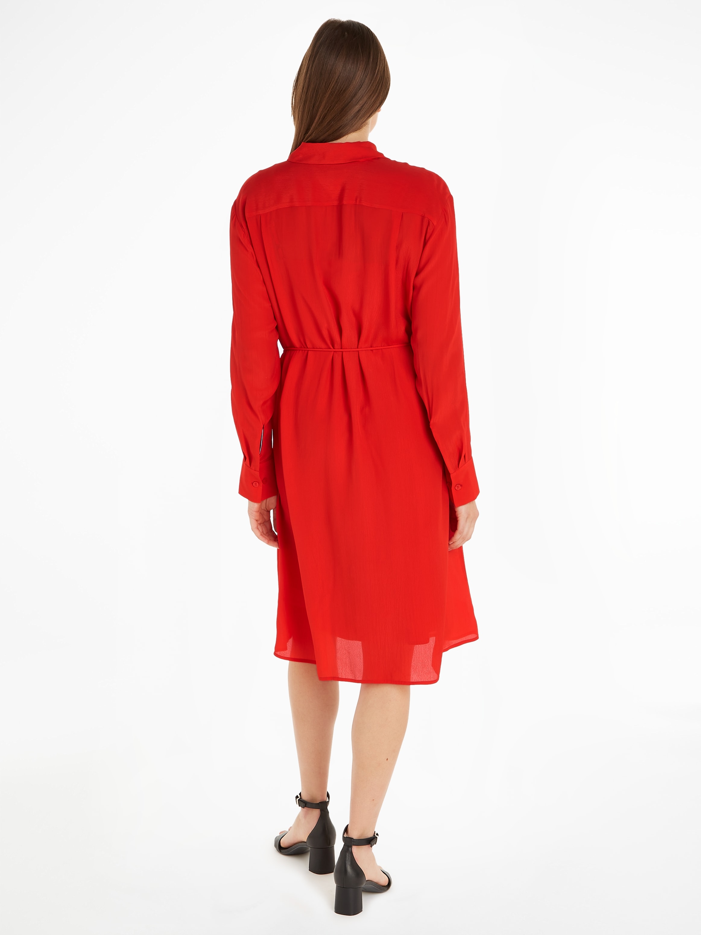 Tommy Hilfiger Blusenkleid »FLUID VISCOSE CREPE KNEE DRESS«, mit Logopatch  online bestellen | BAUR | Modeschals