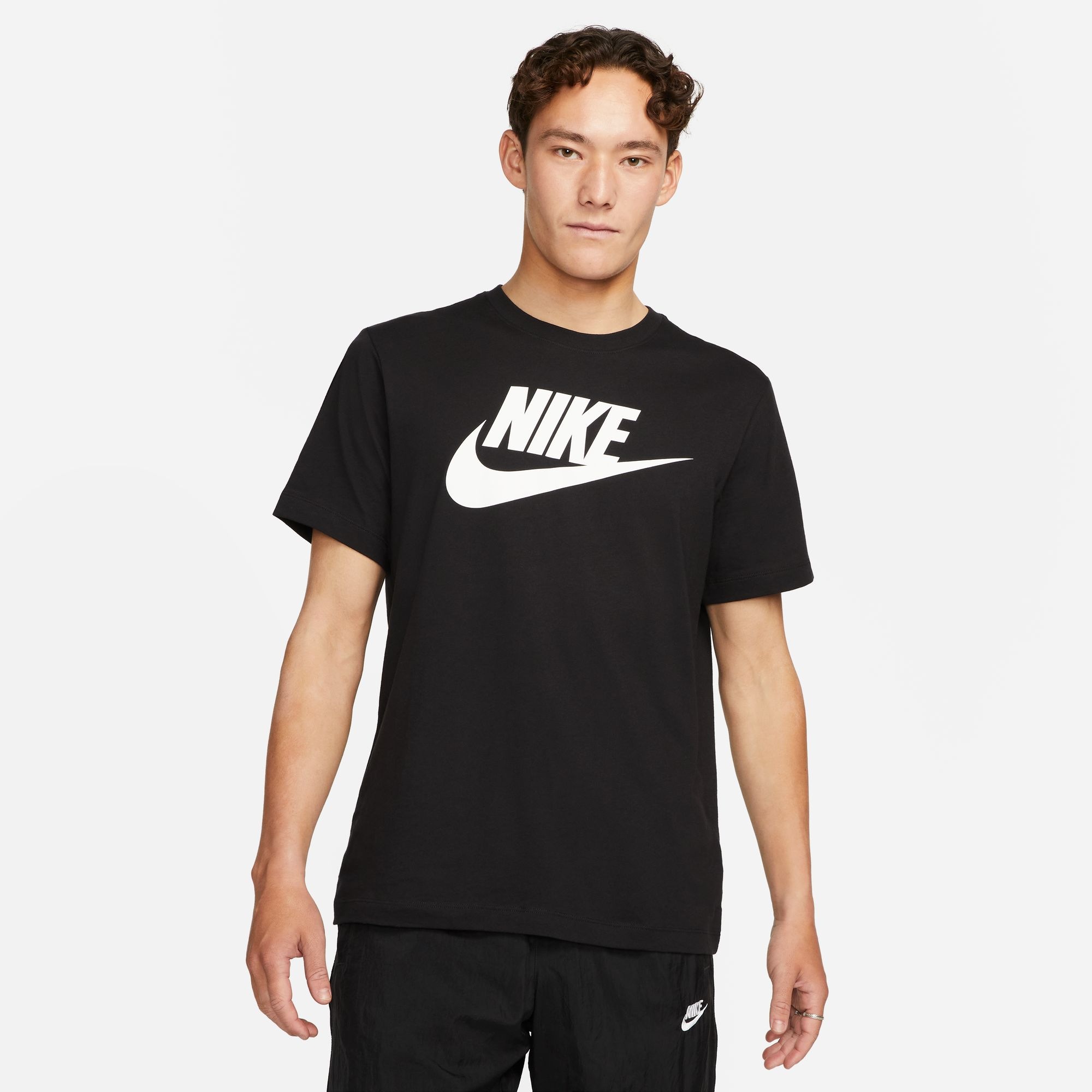 Nike T-shirt à Manches Courtes Sportswear Icon Futura Black / White XL Homme 2