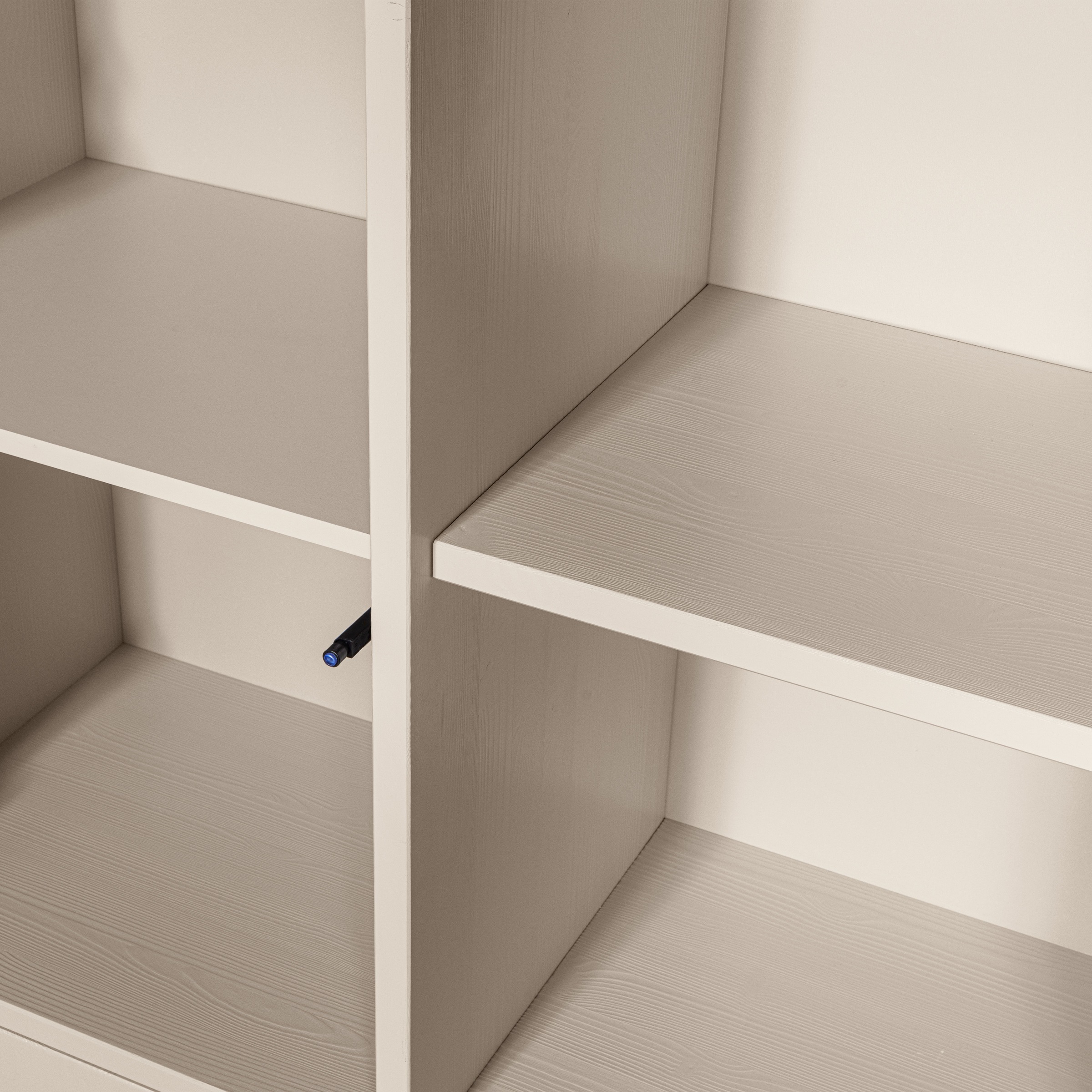 WOOOD Mehrzweckschrank »WOOOD MEREL ABLAGESCHRANK KIEFER DUST [fsc]« Merel Aufbewahrungsschrank, FSC-Kiefer, viel Stauraum, Push-to-Open