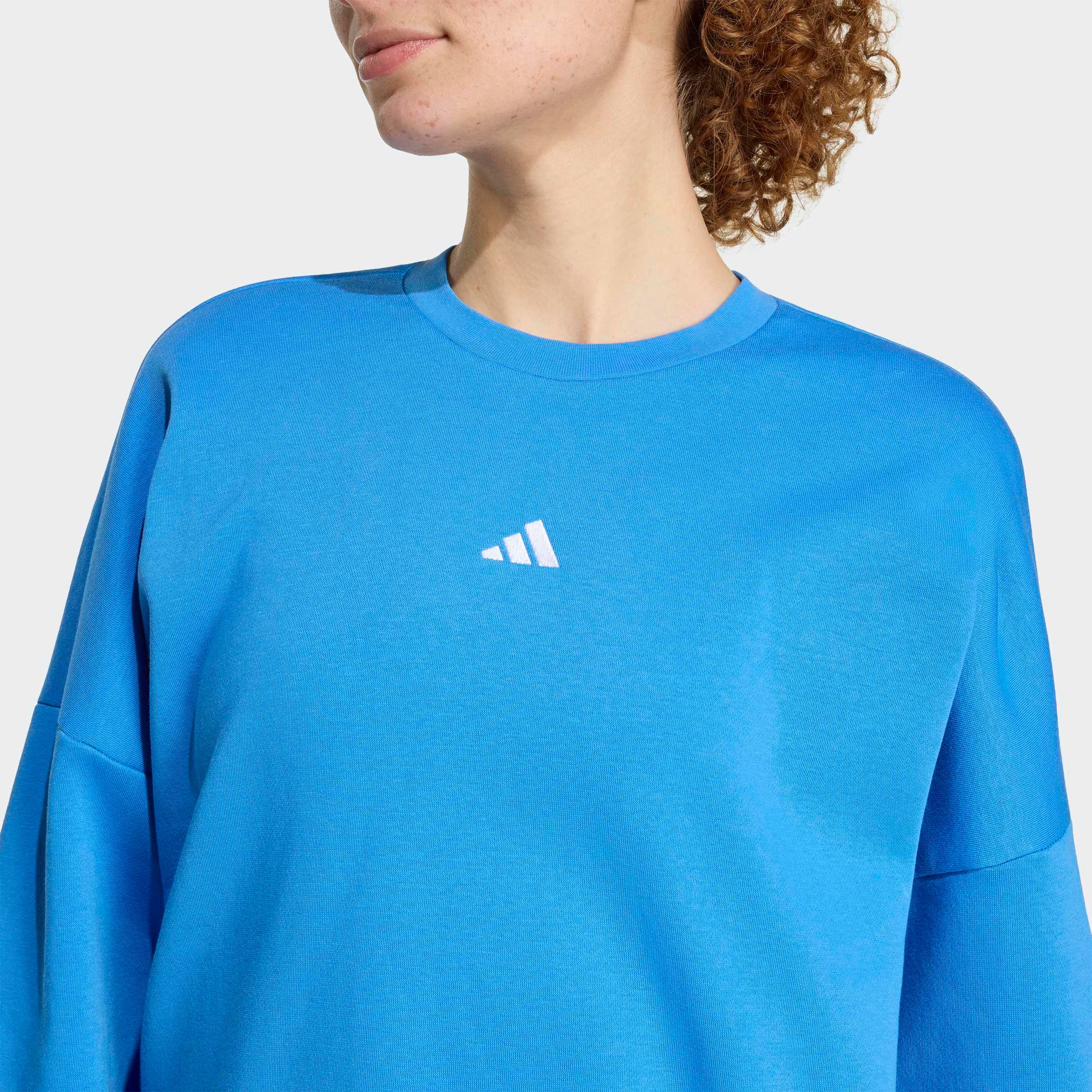 adidas Sportswear Sweatshirt »ESSENTIALS SMALL LOGO FEELCOMFY«, mit flauschiger Innenseite
