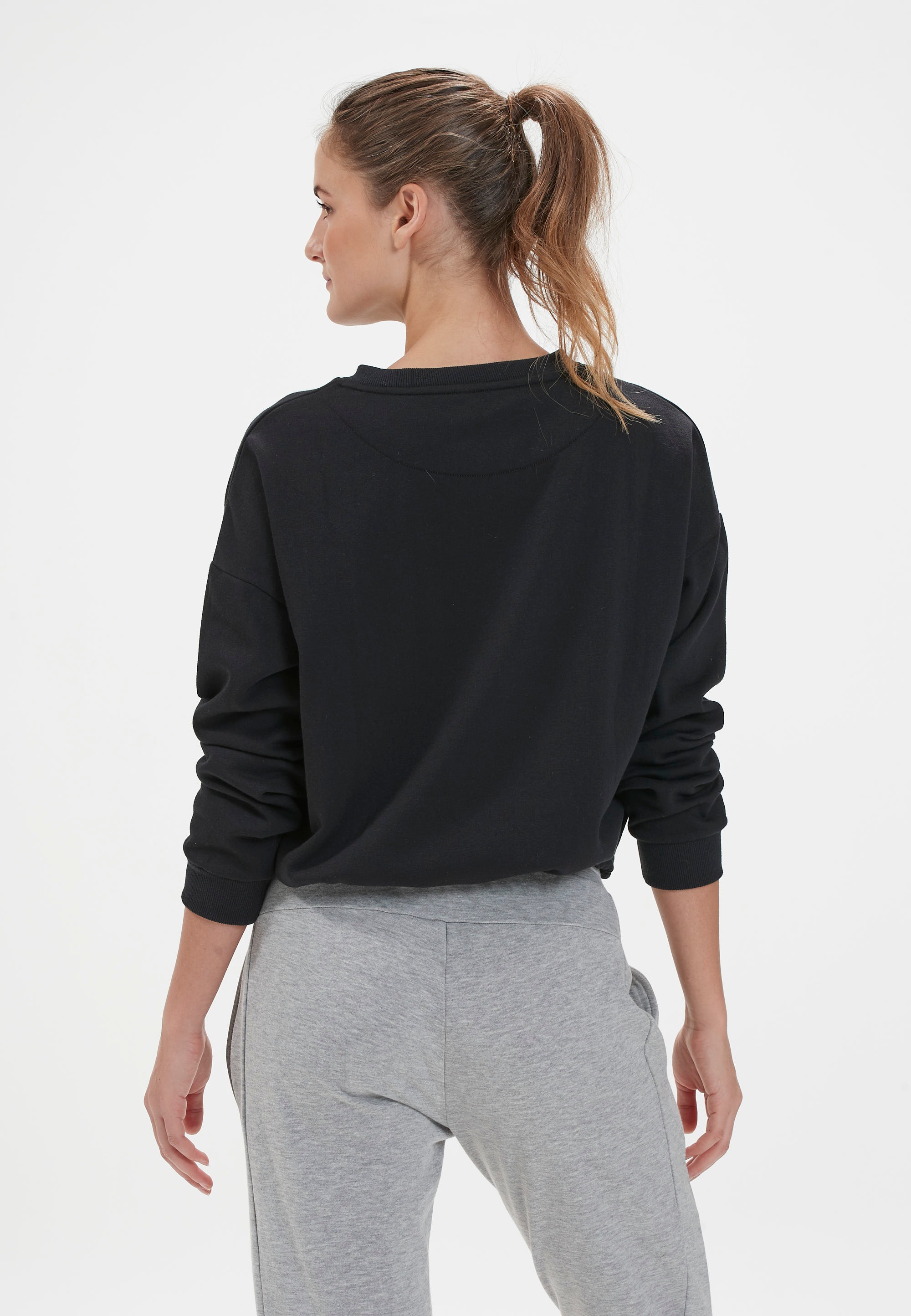 ENDURANCE Sweatshirt »AININIE W«, im hippen Style aus Dänemark