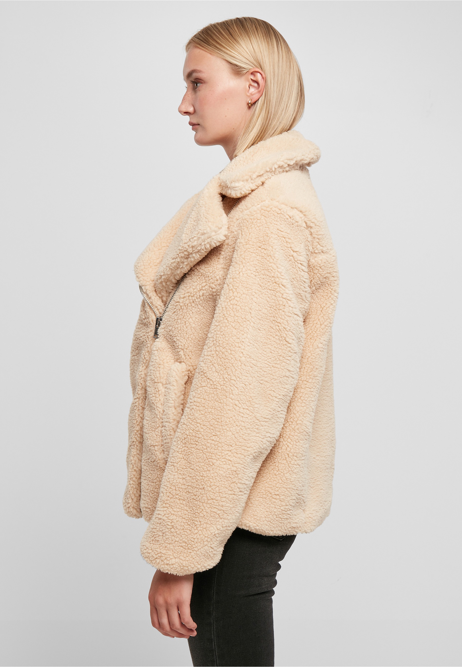 URBAN CLASSICS Winterjacke »Urban Classics Damen Ladies Sherpa Biker Jacket« 1 Stk. tlg. ohne Kapuze