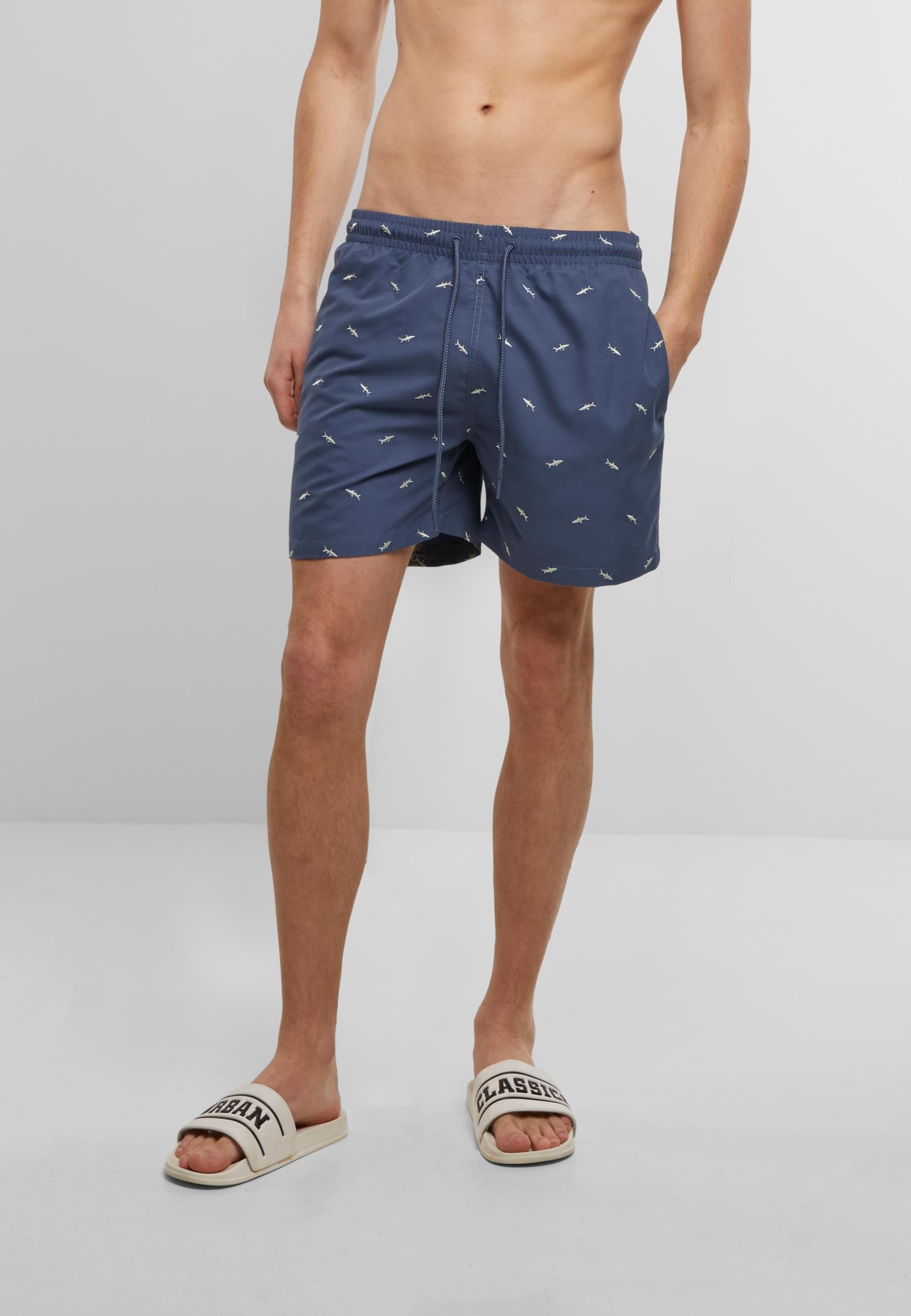 URBAN CLASSICS Badeshorts »Urban Classics Herren Embroidery Swim Shorts«