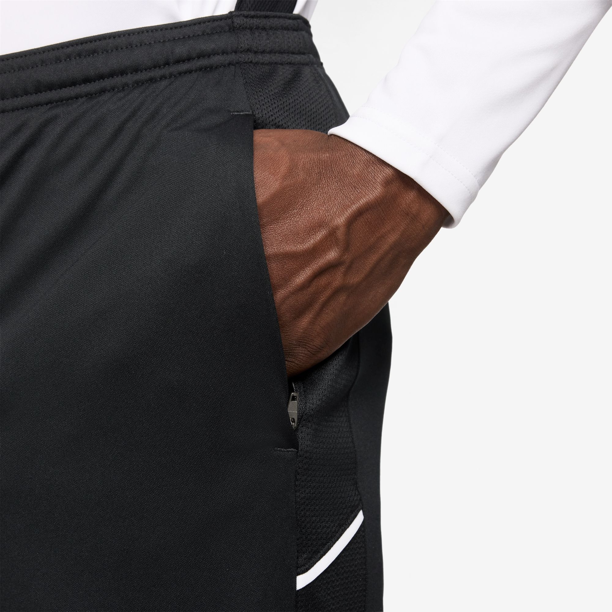 Nike Trainingsshorts »M NK DF ACD25 SHORT KP BR«  mit Dri-FIT-Technologie, aus Polyester, in den Größen XS bis XXXL