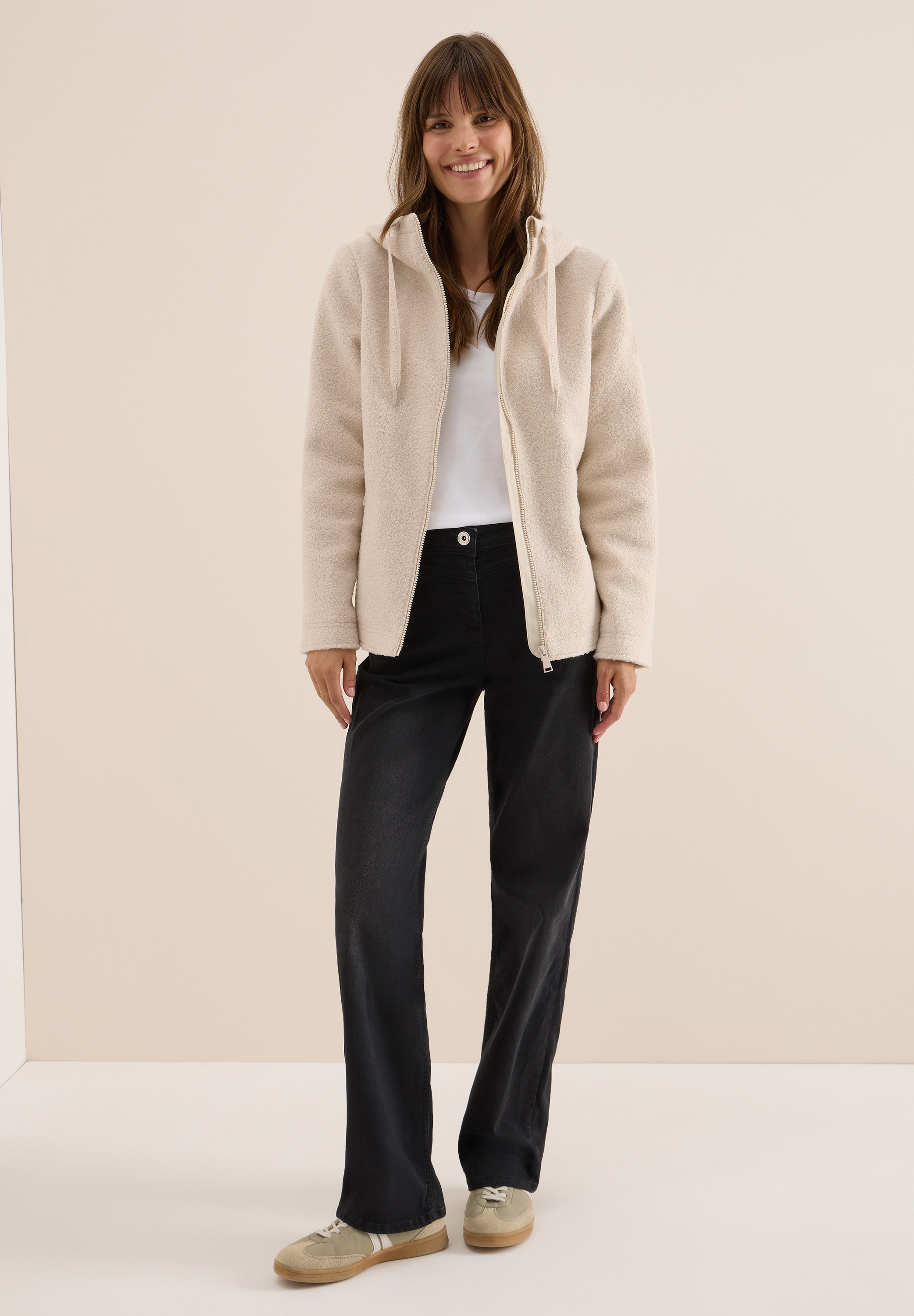 Thumbnail - Cecil Fellimitatjacke mit Kapuze mit Kapuze mit Tunnelzugband