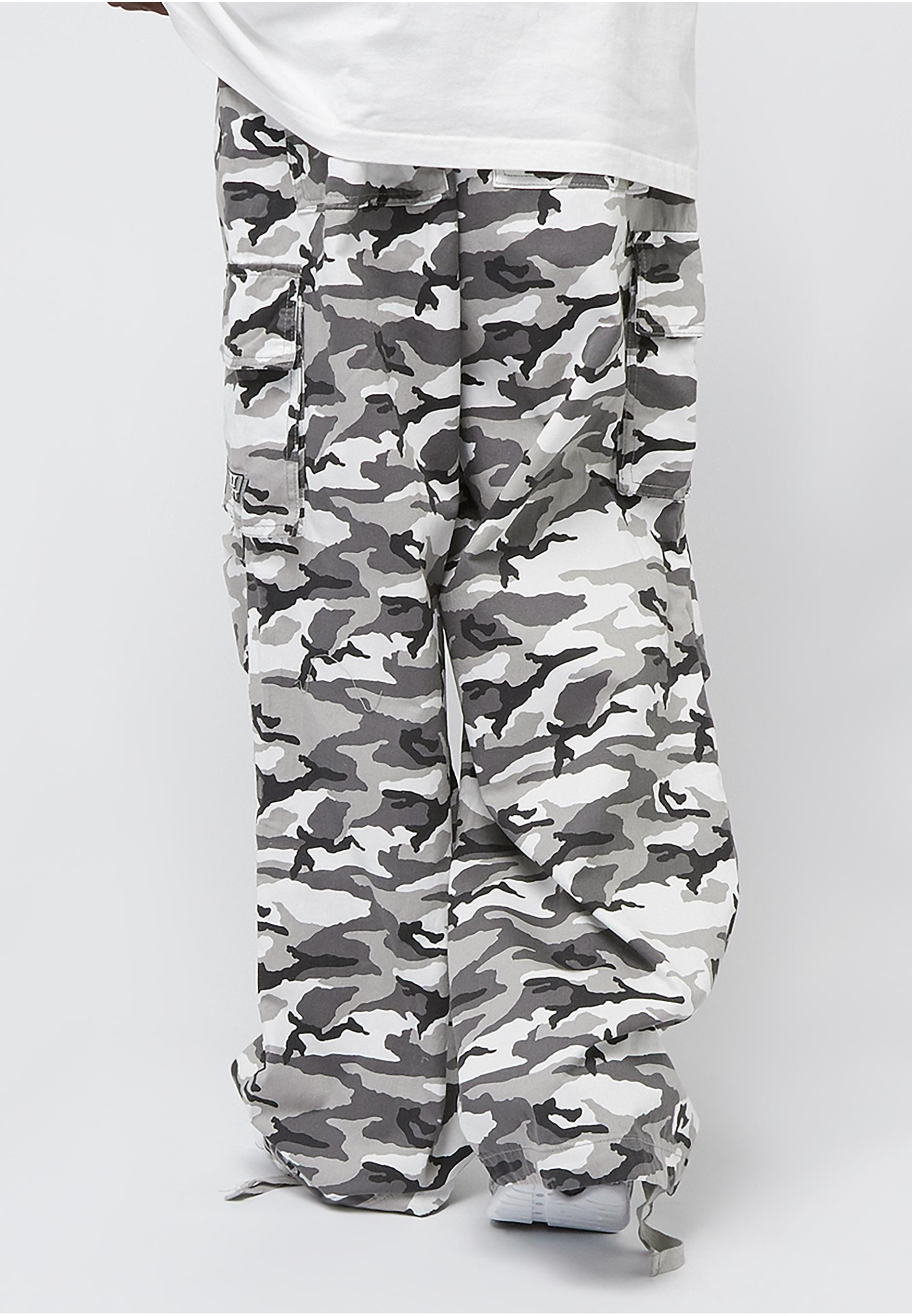 Karl Kani Cargohose »Karl Kani Sport Patch Camo Cargo Pants«, (1 tlg.)