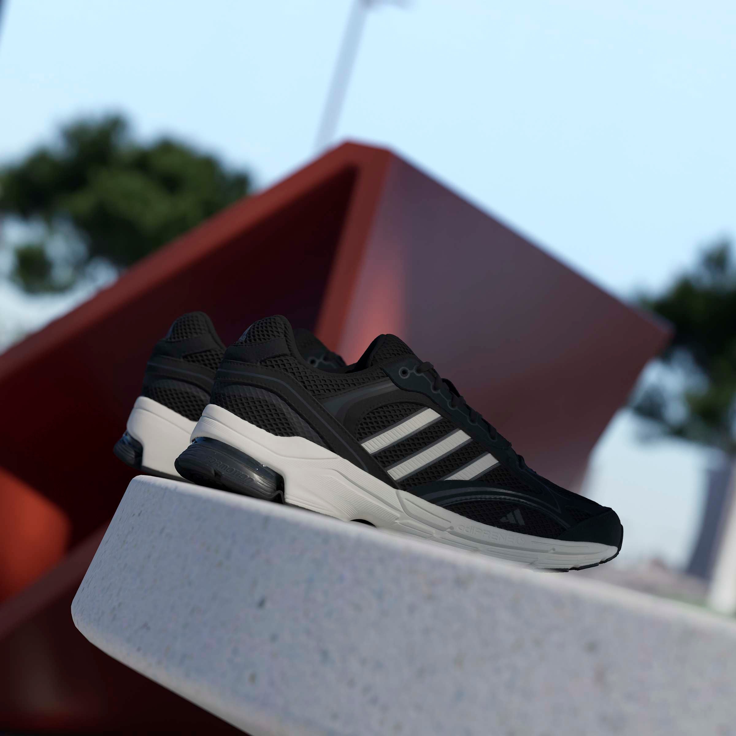 adidas Sportswear Sneaker »SPIRITAIN 2000«  inspiriert vom Design des adistar control