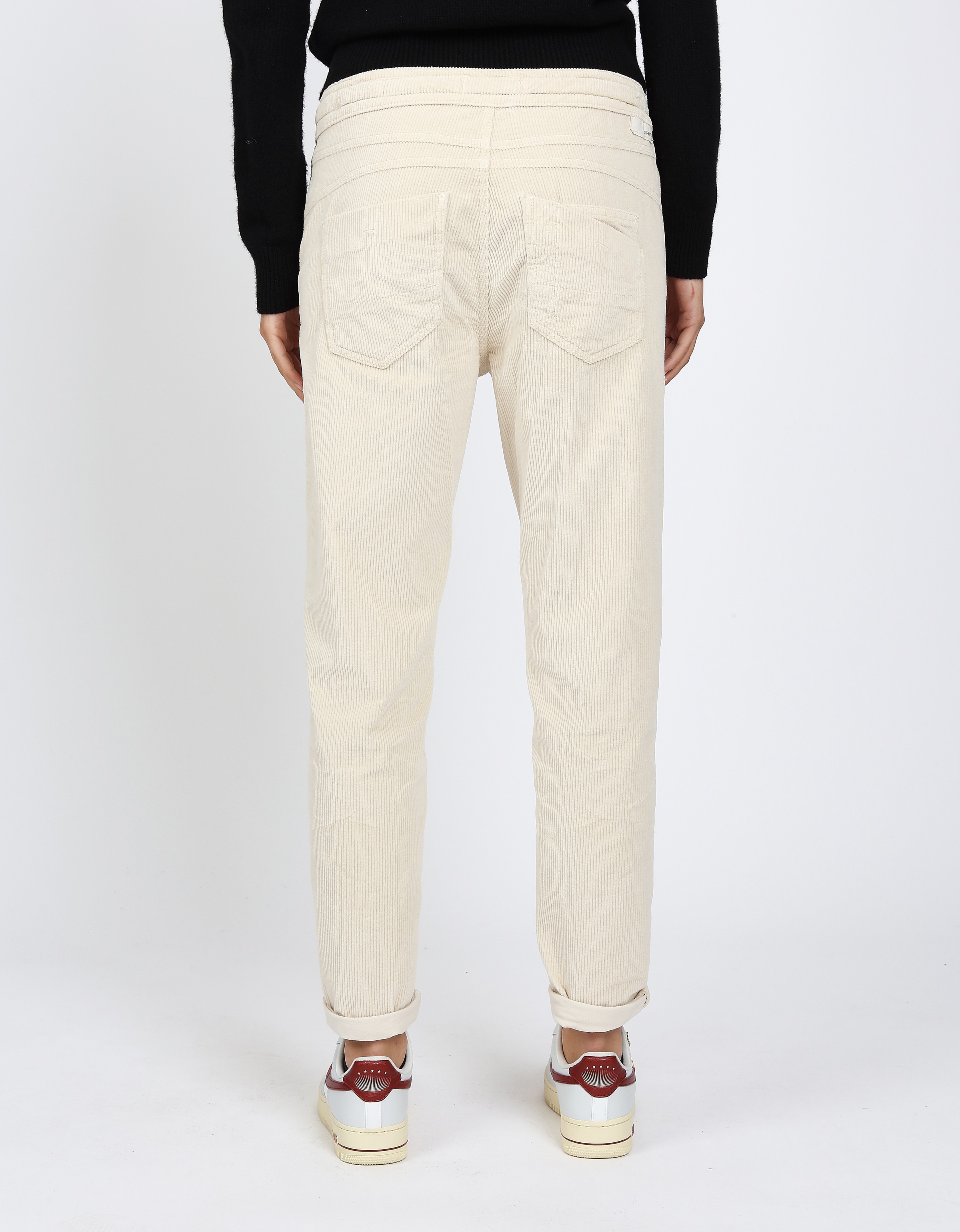 GANG Cordhose "94AMELIE JOGGER" mit Tunnelzug am Bund günstig online kaufen