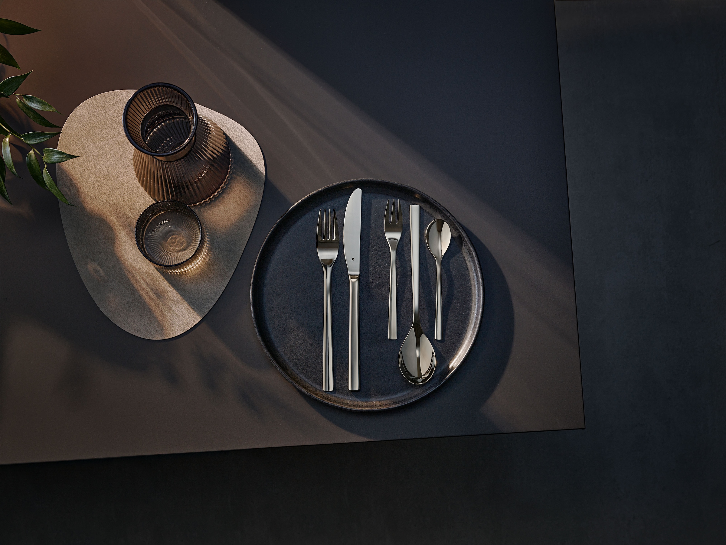 WMF Besteck-Set »Palermo«, (Set, 60 tlg.), Monobloc-Messer, ergonomisch, geschmiedete Messer, Wellenschliff