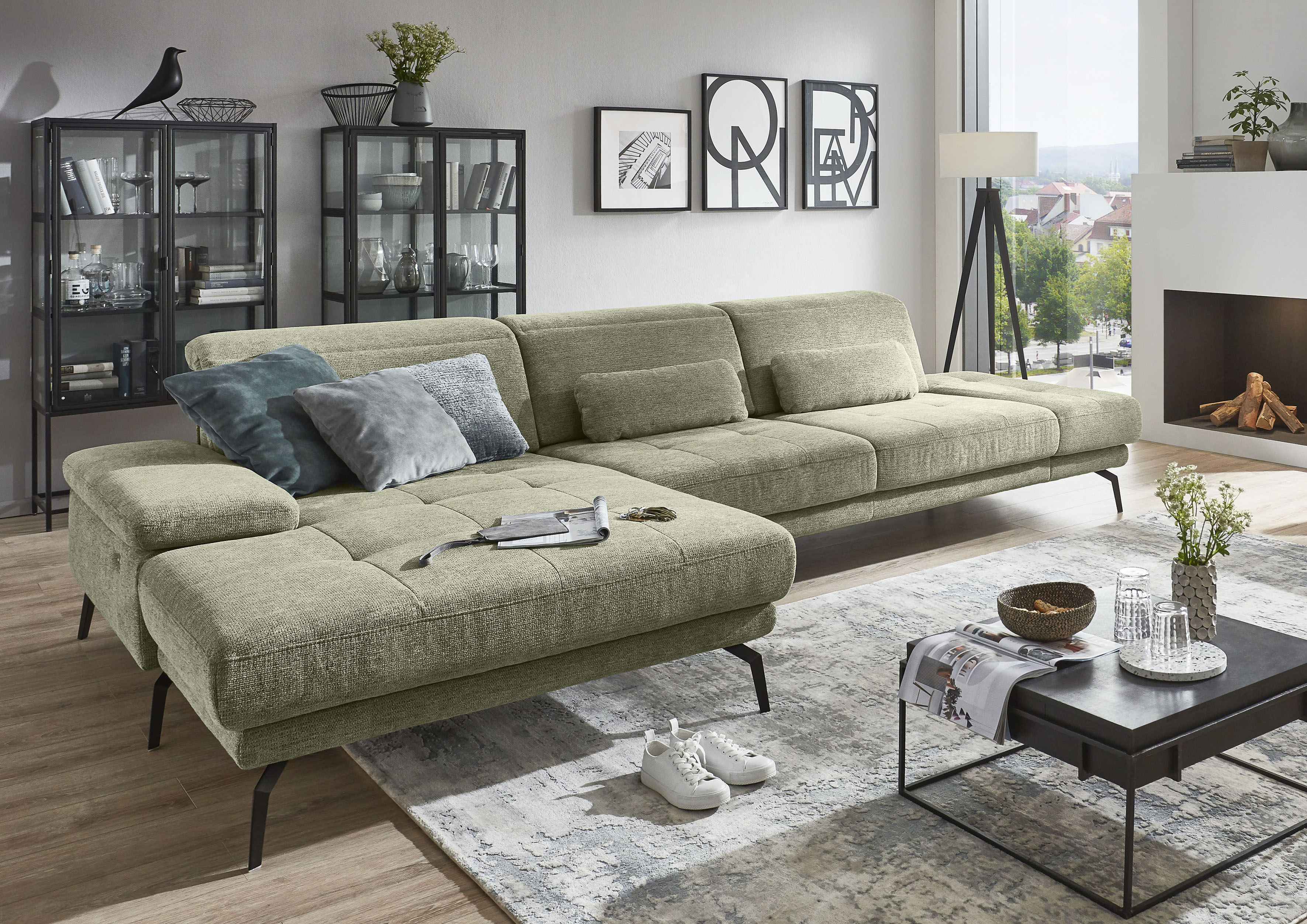 Die PlanBar Ecksofa "MP-IN20126 L-Form mit Kaltschaum-Polsterung" mit Kopfteilverstellung, optional Sitztiefen- & Armteilverstellung