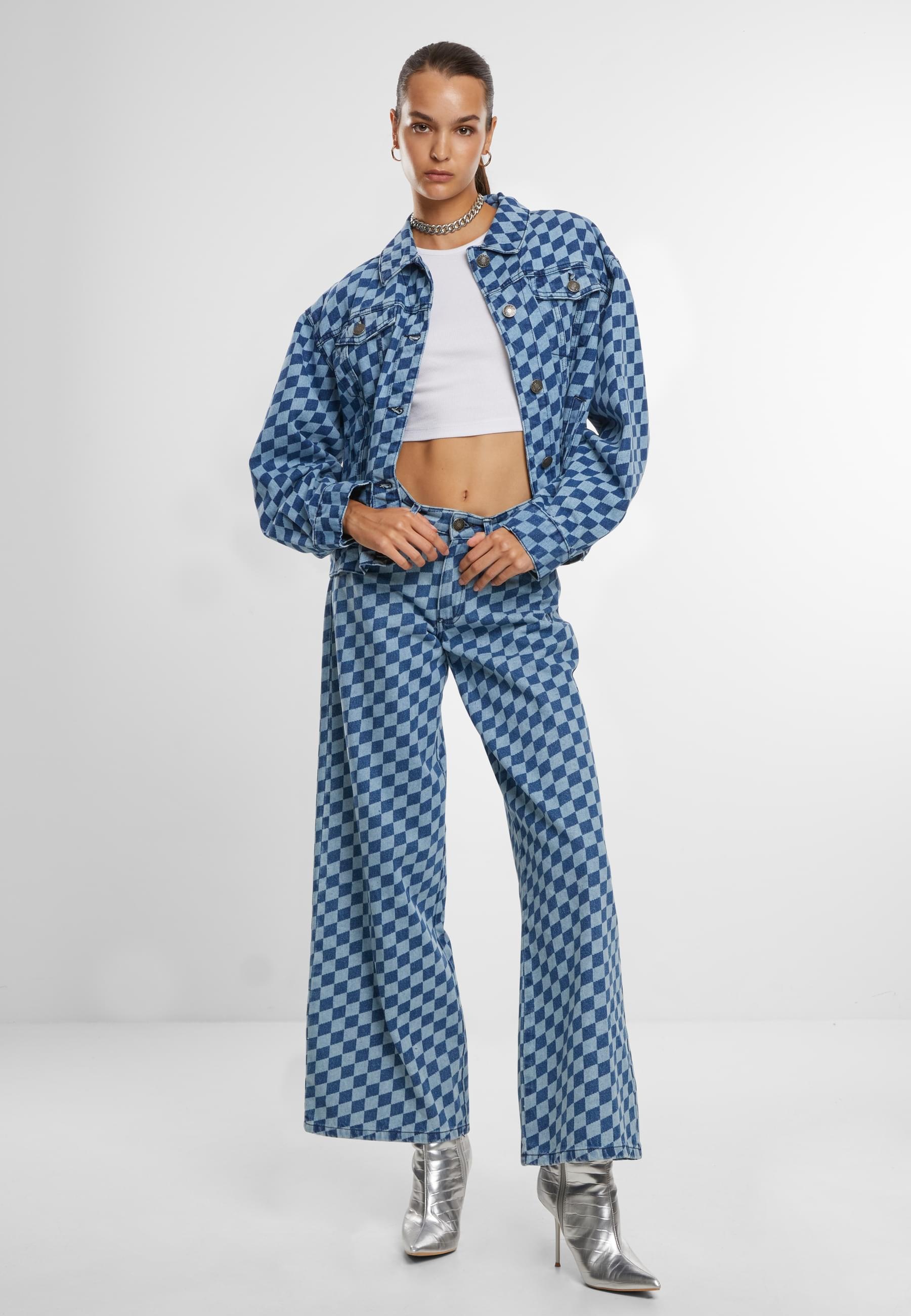 URBAN CLASSICS Jeansjacke »Urban Classics Ladies 80‘s Oversized Laser Printed Denim Jacket«, (1 St.), ohne Kapuze