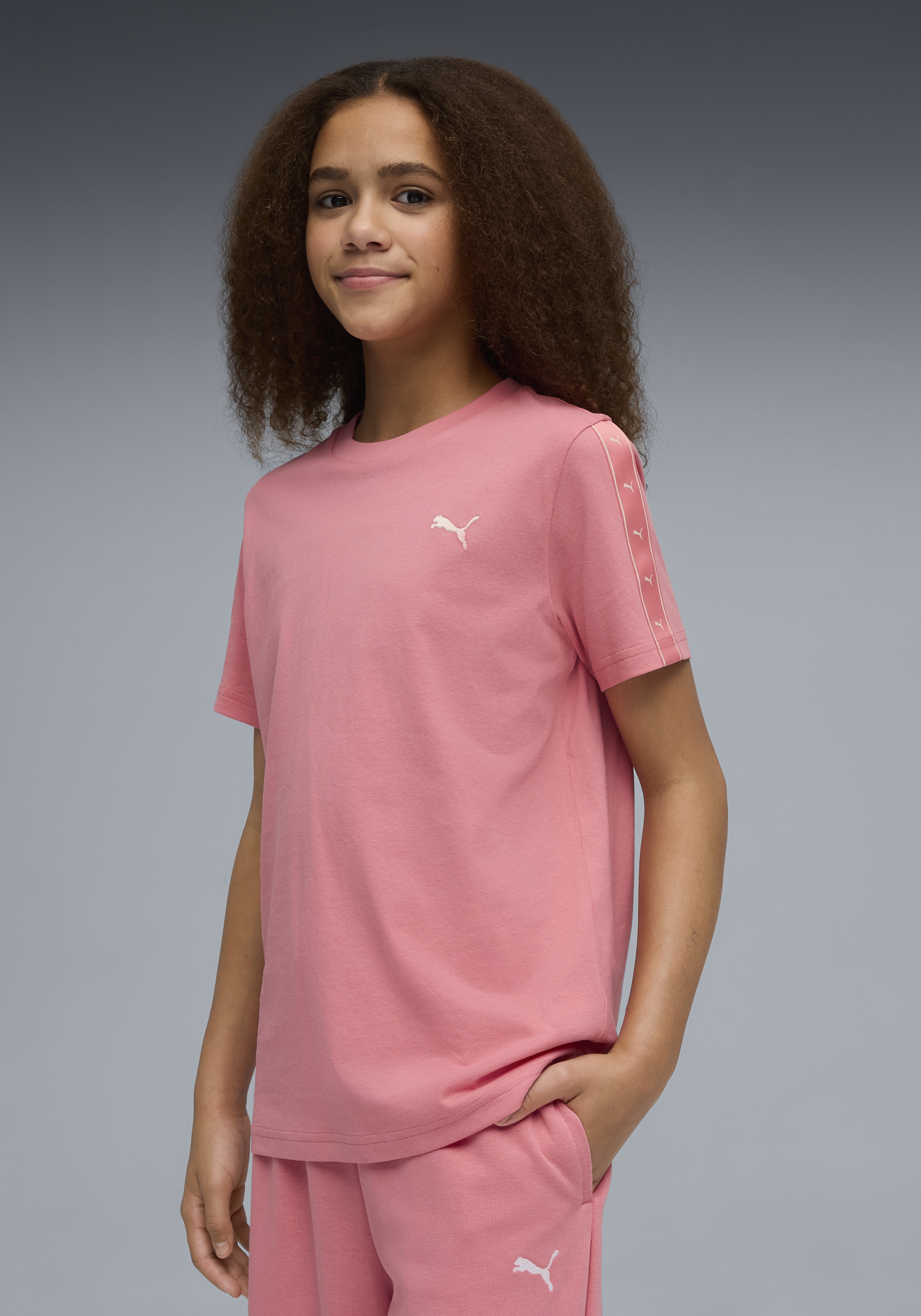 PUMA T-Shirt "ESS TAPE TEE G" Regular Fit, Kurzarm, für vielseitige Aktivitäten, aus Baumwolle