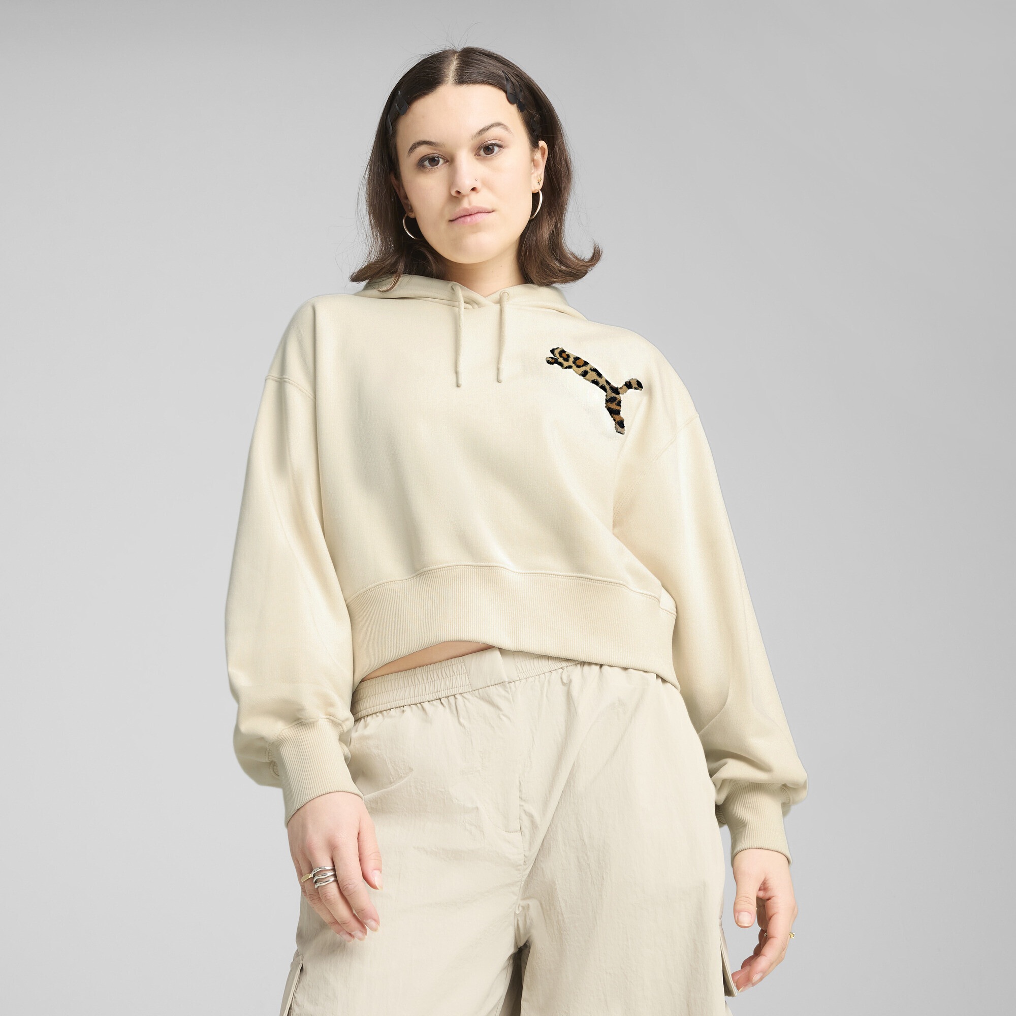 PUMA Hoodie "LEO LUXE Relaxed Cropped Hoodie Damen" günstig online kaufen