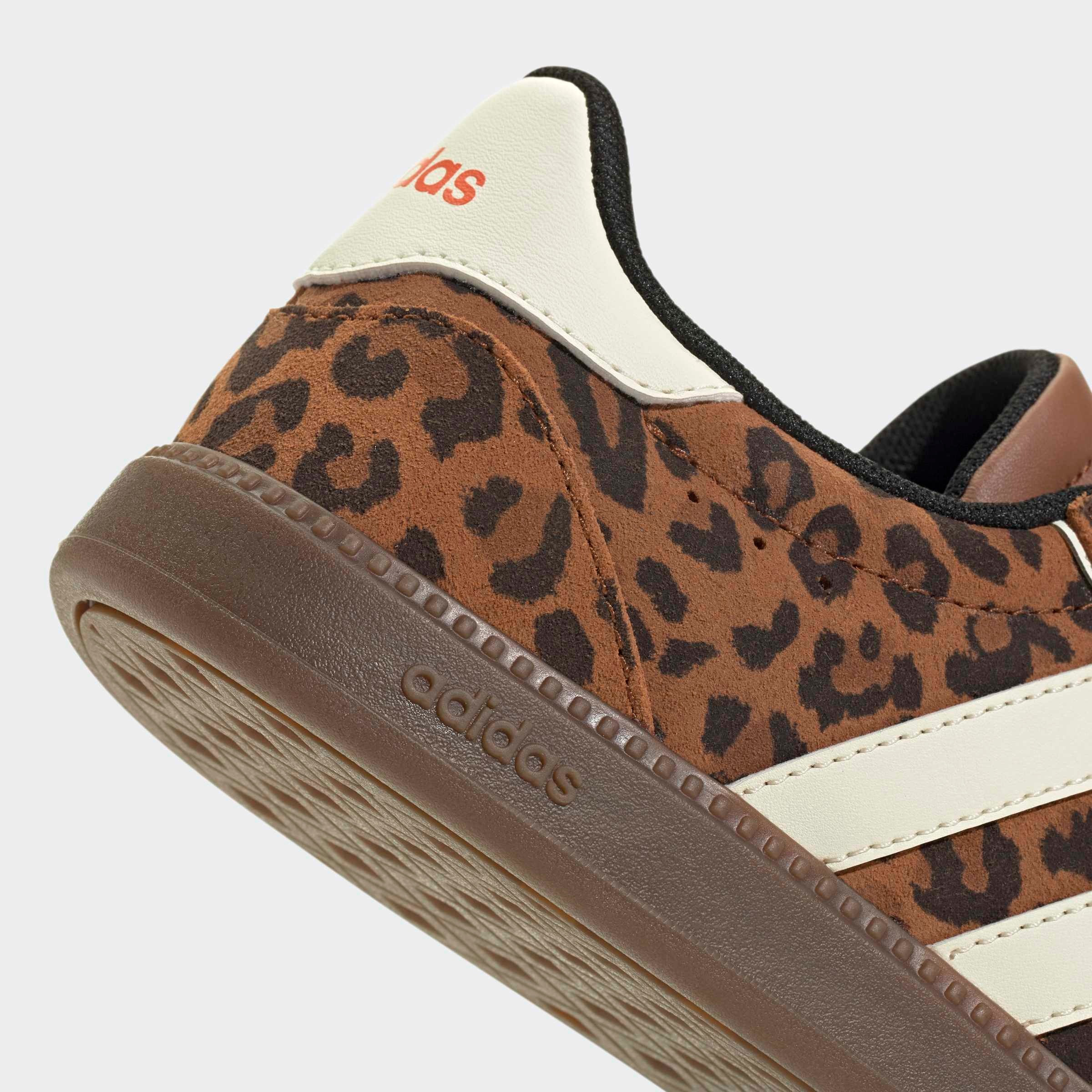adidas Sportswear Sneaker »BREAKNET SLEEK«  mit Animal Print