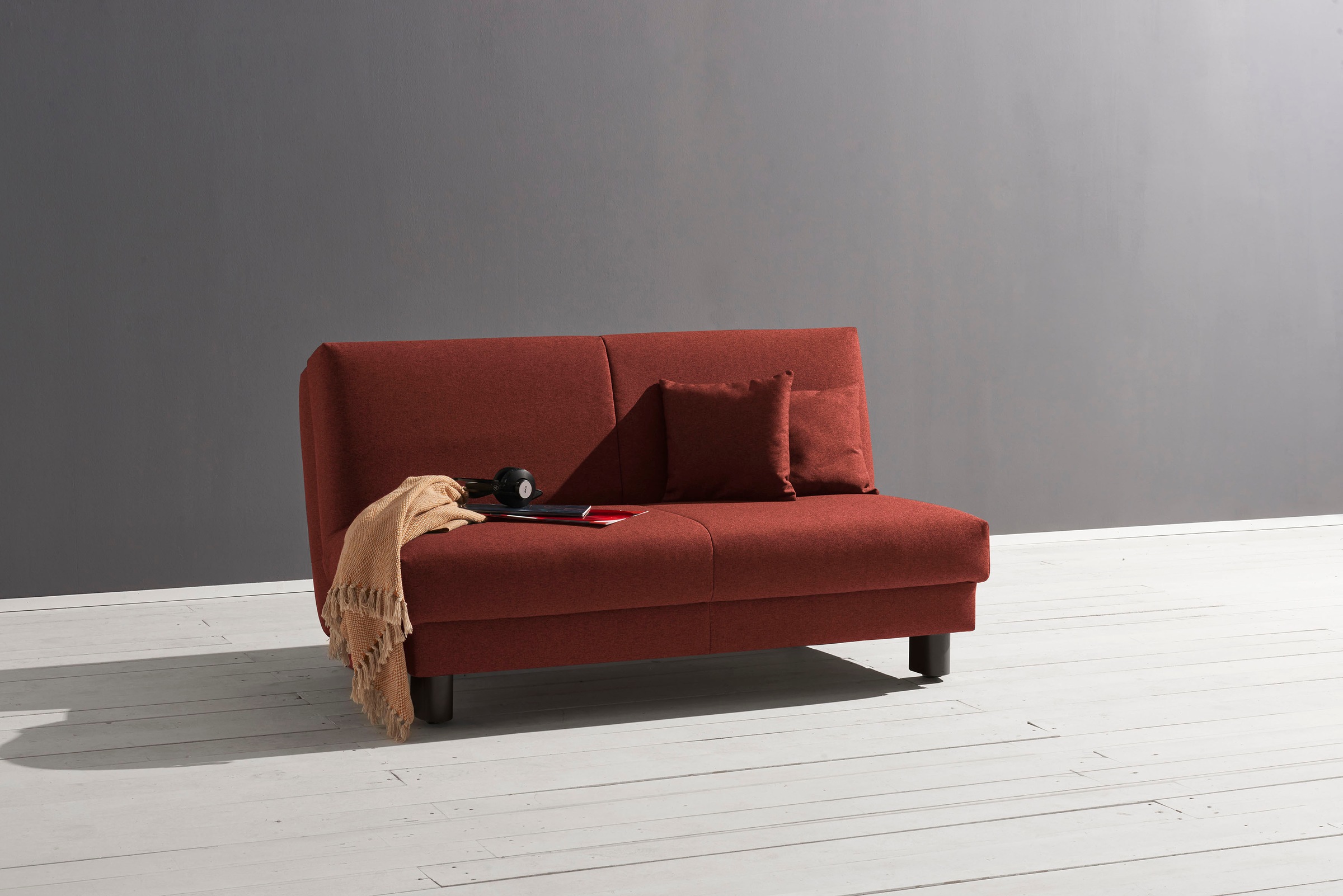 ell + ell Schlafsofa »Enny«, Liegefläche Breite 155 cm, Liegehöhe 45 cm, Füße schwarz, Rückenlehne