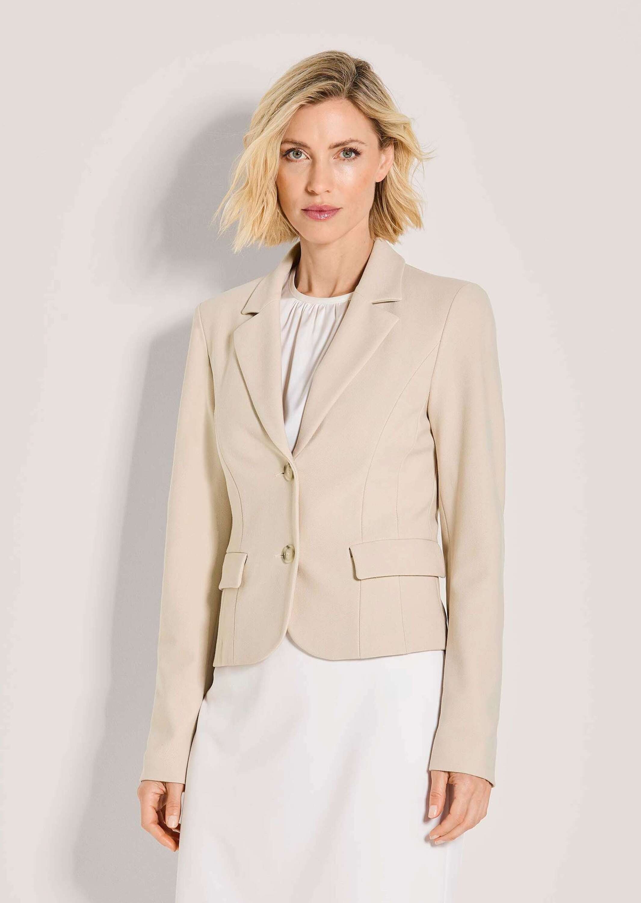 MADELEINE Modern Short Jacket Blazer Pearl White Size 40 2