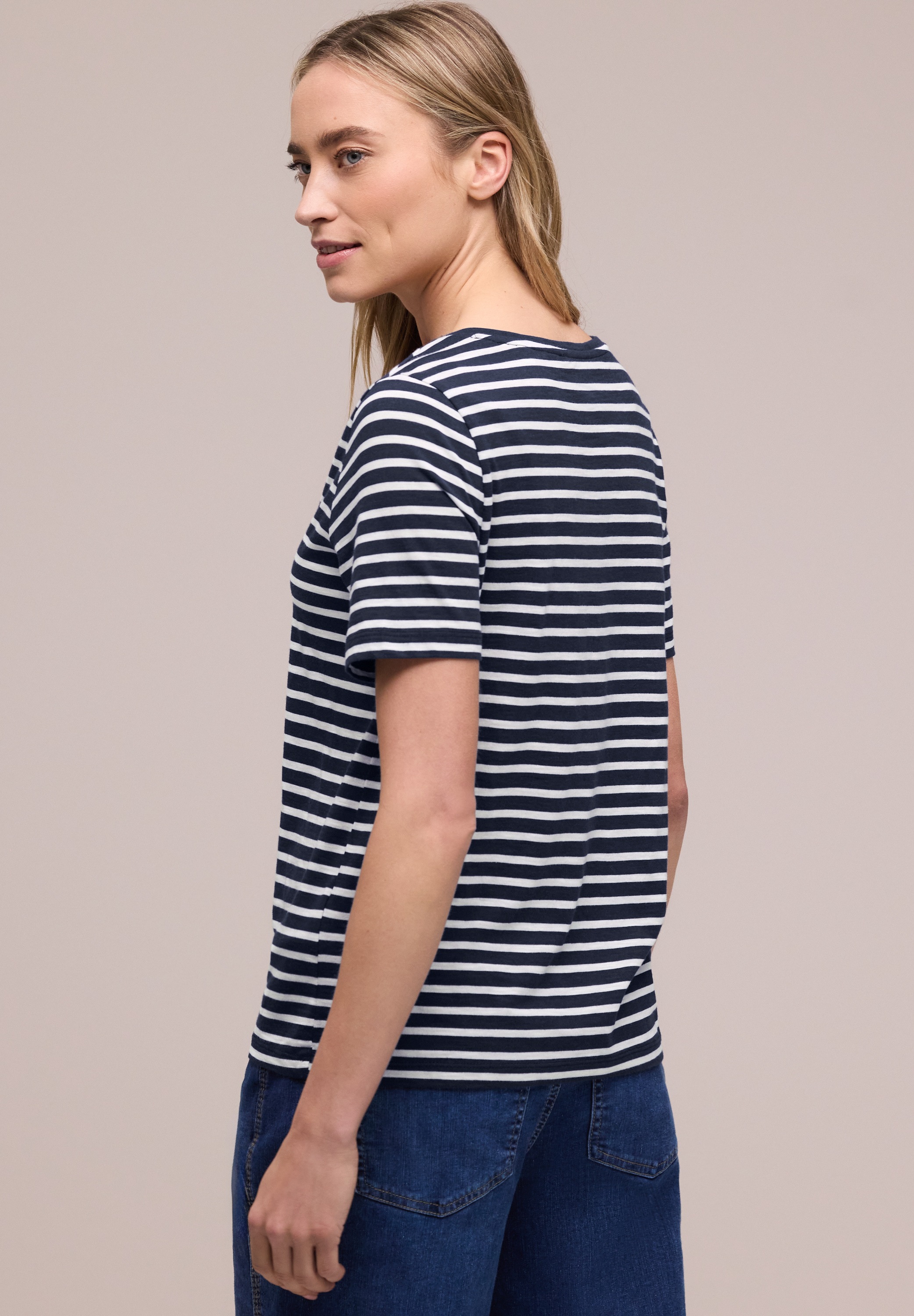 STREET ONE Kurzarmshirt "Style Gerda" im Streifen-Look und mit Rundhals günstig online kaufen