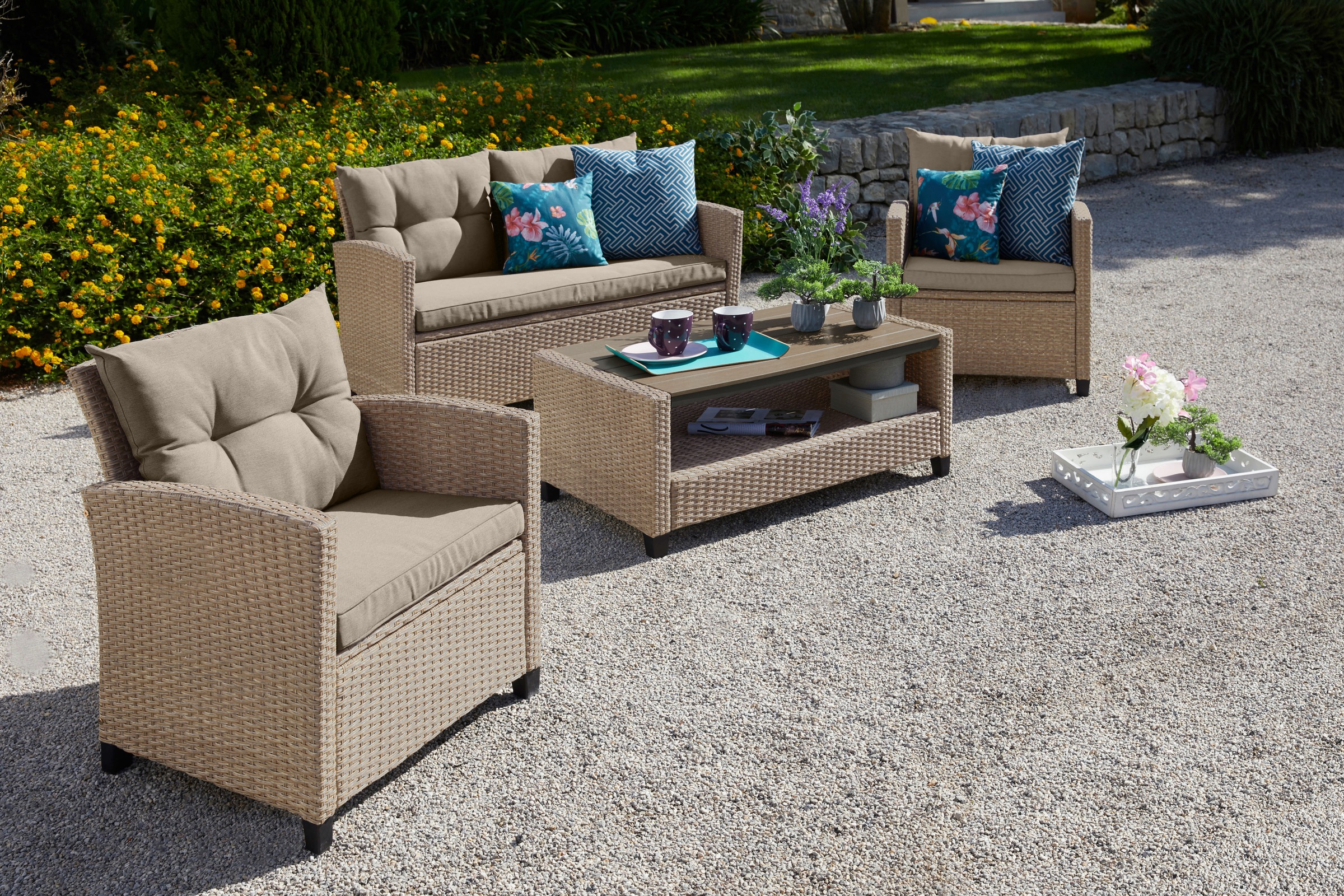 KONIFERA Gartenlounge-Set "Lorca" Set, 2xSessel,2er Sofa,1xTisch 90x55x42,5 günstig online kaufen