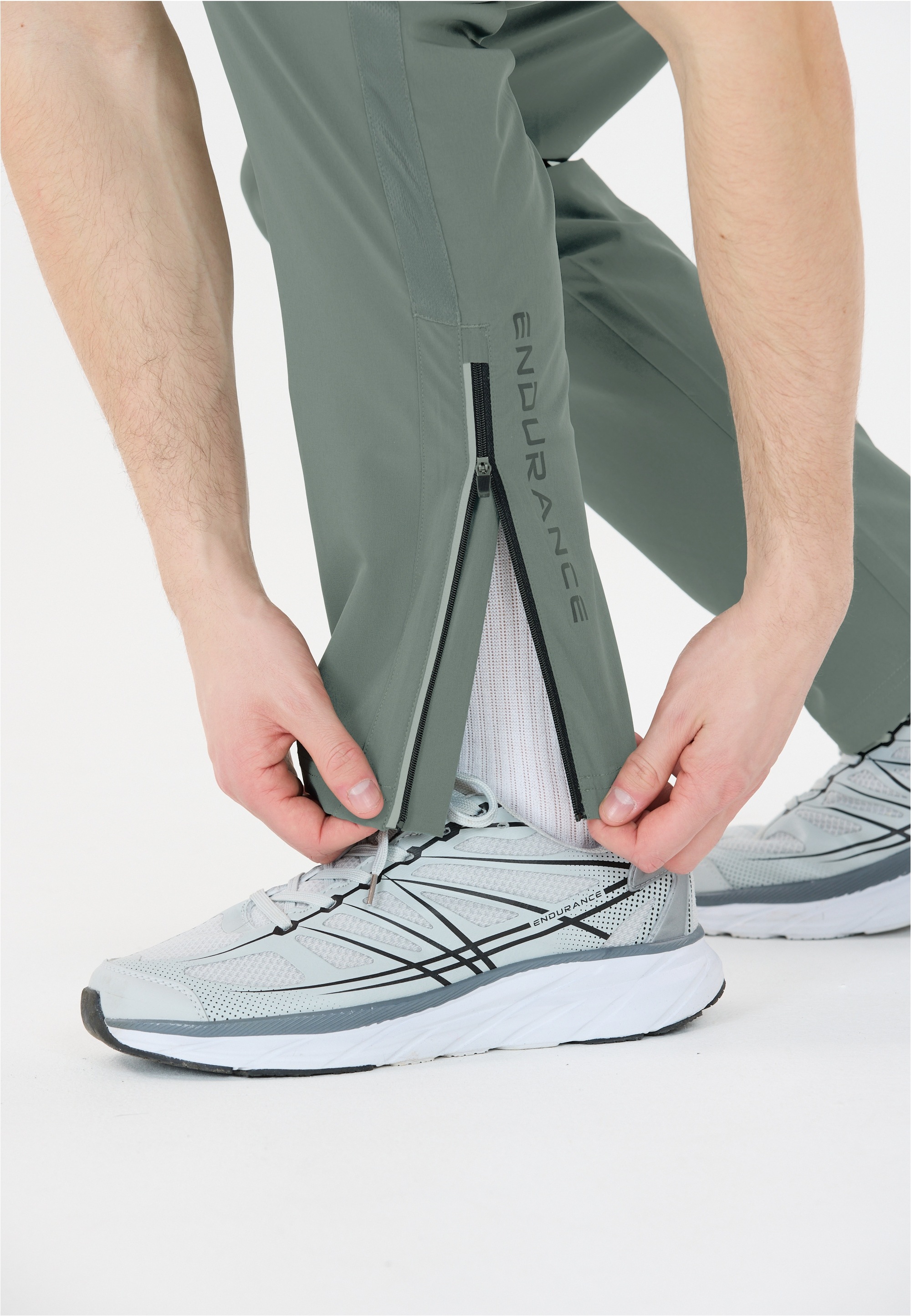 ENDURANCE Sweathose »THULE ACTIV«, mit komfortablem 4-Wege-Stretch