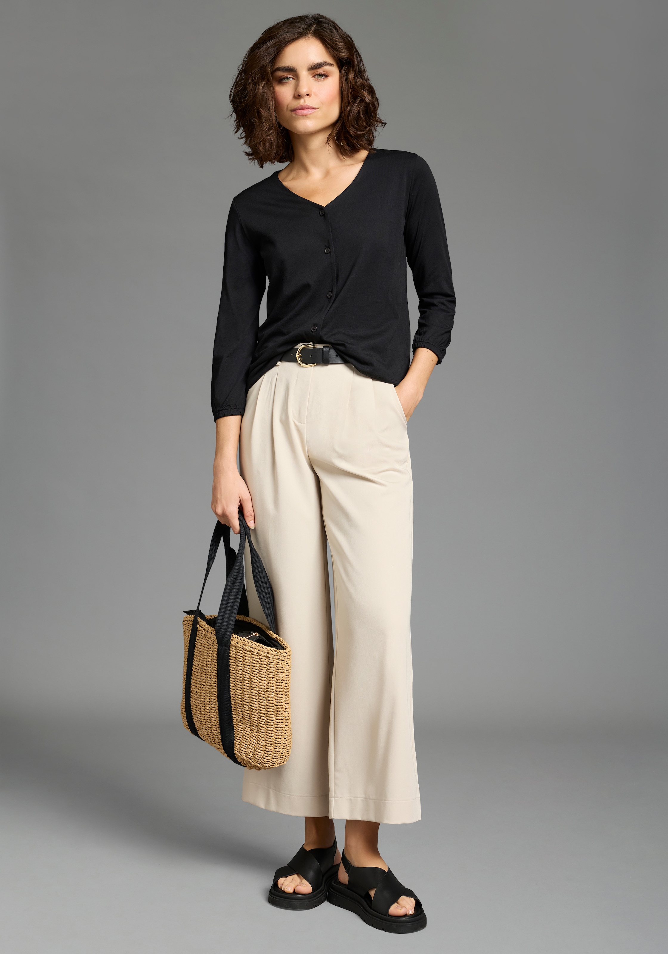 Laura Scott 3/4-Arm-Shirt Basic-Stil, mit V-Ausschnitt und durchgehender Knopfleiste