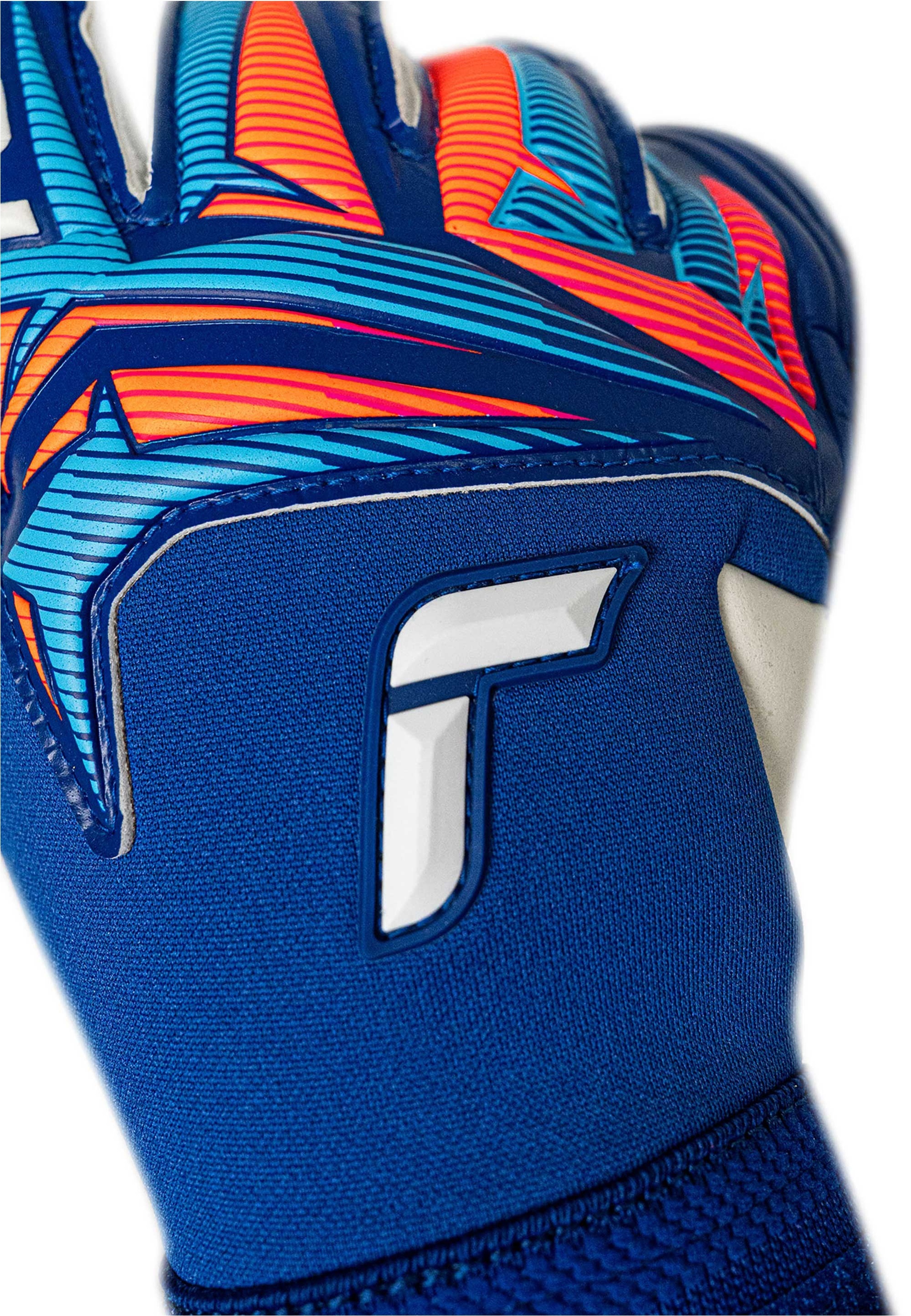 Reusch Torwarthandschuhe »Attrakt Duo Evolution« mit Profi-Haftschaum für tollen Grip