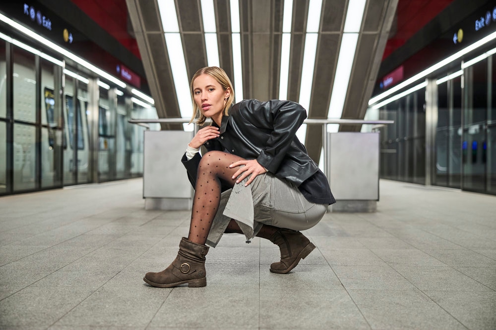 Rieker Stiefelette, Boots, Blockabsatz, slouchy Schaft und Innenreißverschluss