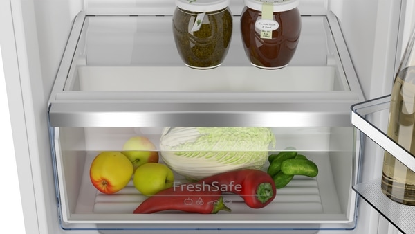 NEFF Einbaukühlschrank »KI1412FE0«, Fresh Safe: Schublade für flexible Lagerung von Obst & Gemüse