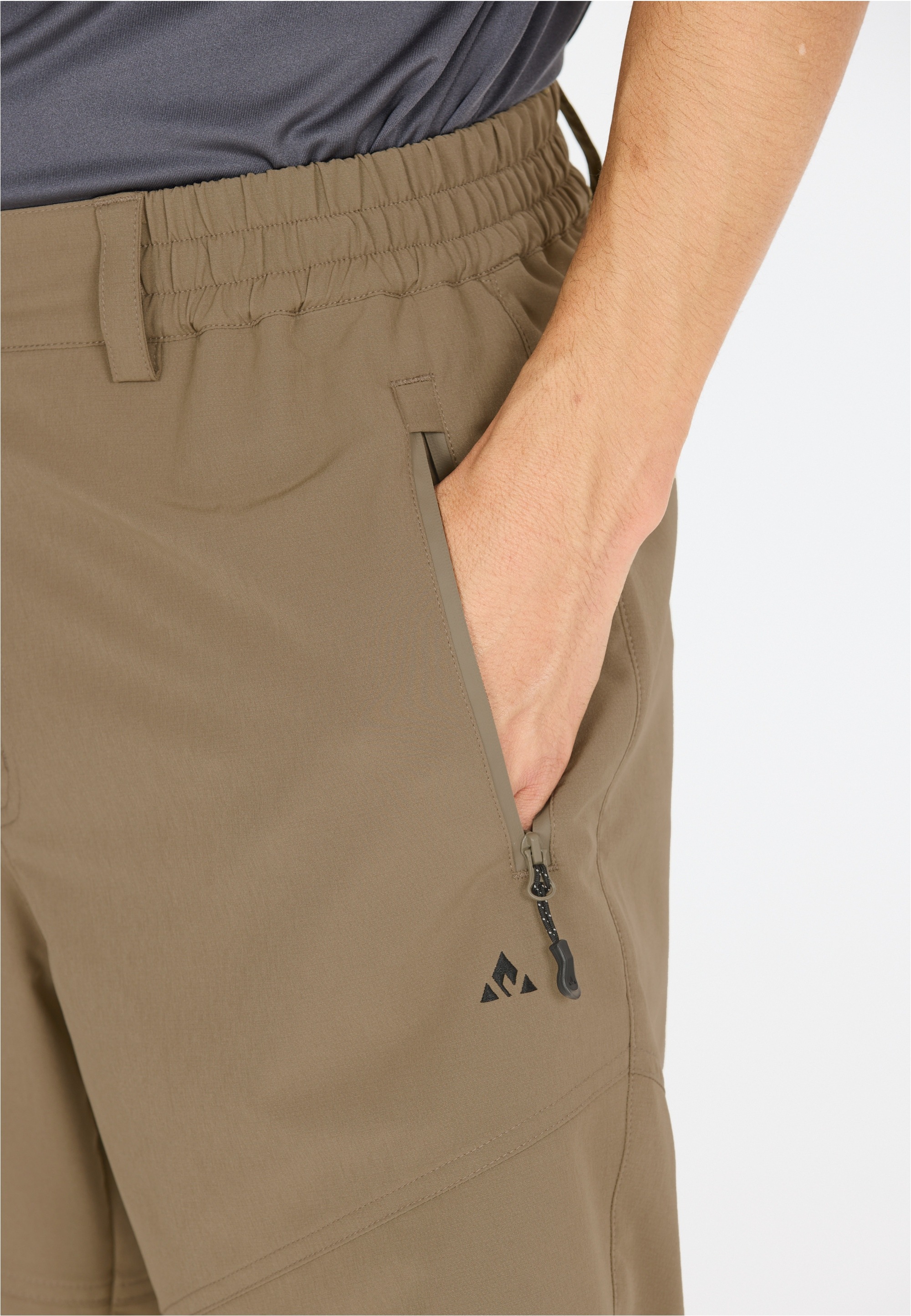 WHISTLER Shorts »AVIAN M ACTIV STRETCH«, mit komfortablem Funktionsstretch