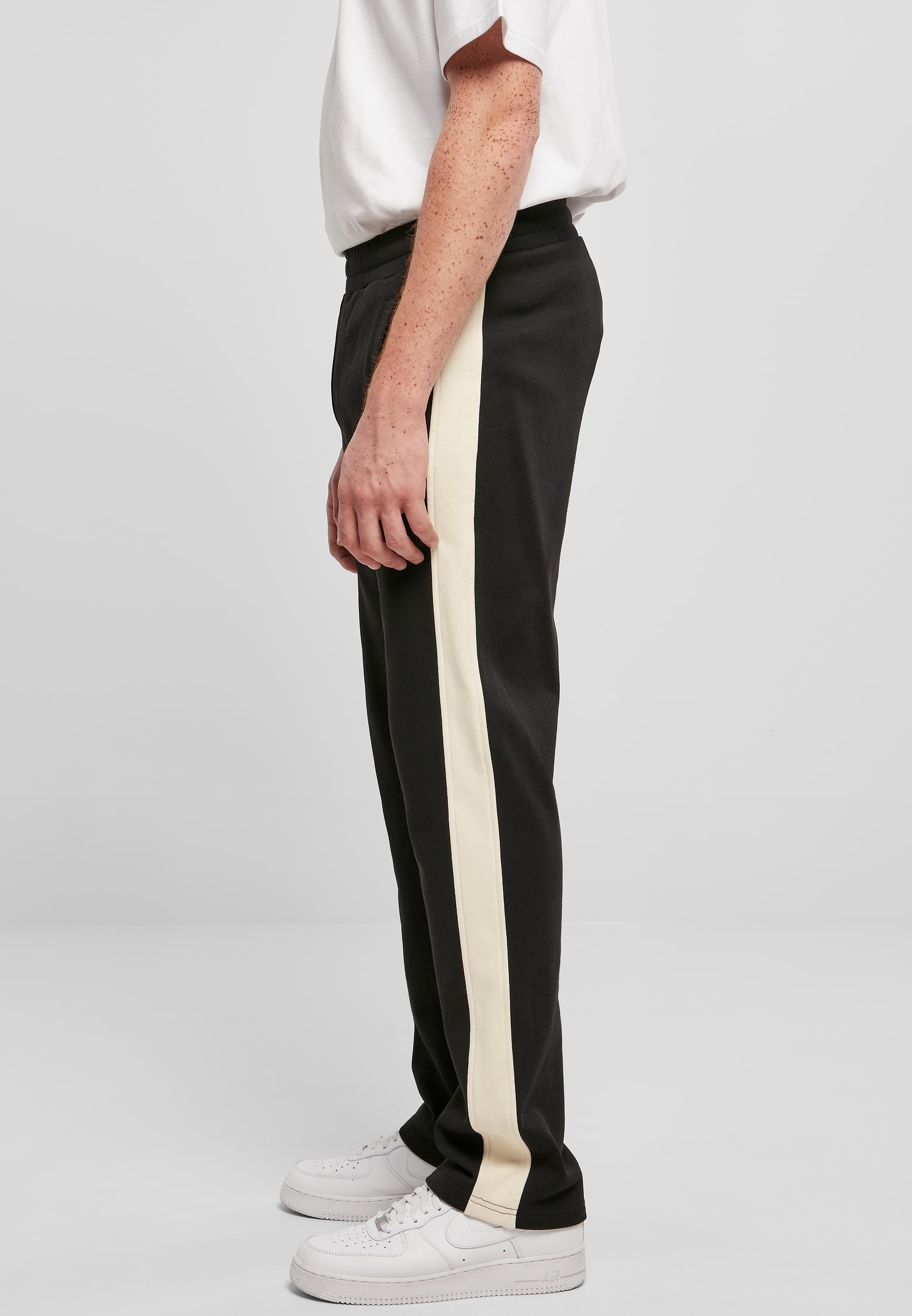 URBAN CLASSICS Jogginghose »Urban Classics Herren Striped Track Pants«, (1 tlg.)