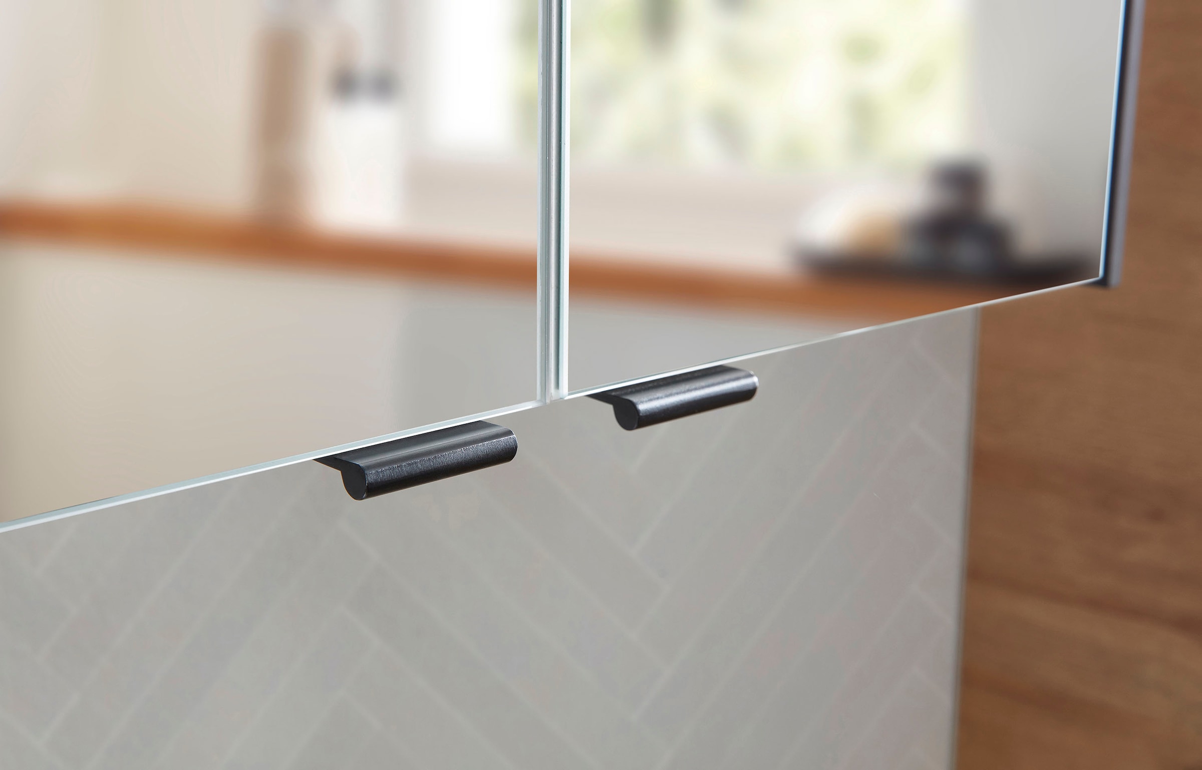 Saphir Badmöbel-Set »Quickset 395 4-teilig, Waschbeckenunterschrank mit LED-Spiegelschrank«, (4 St.), Unterschrank, Hängeschrank inkl. Türdämpfer, 6 Türen, 1 Schublade