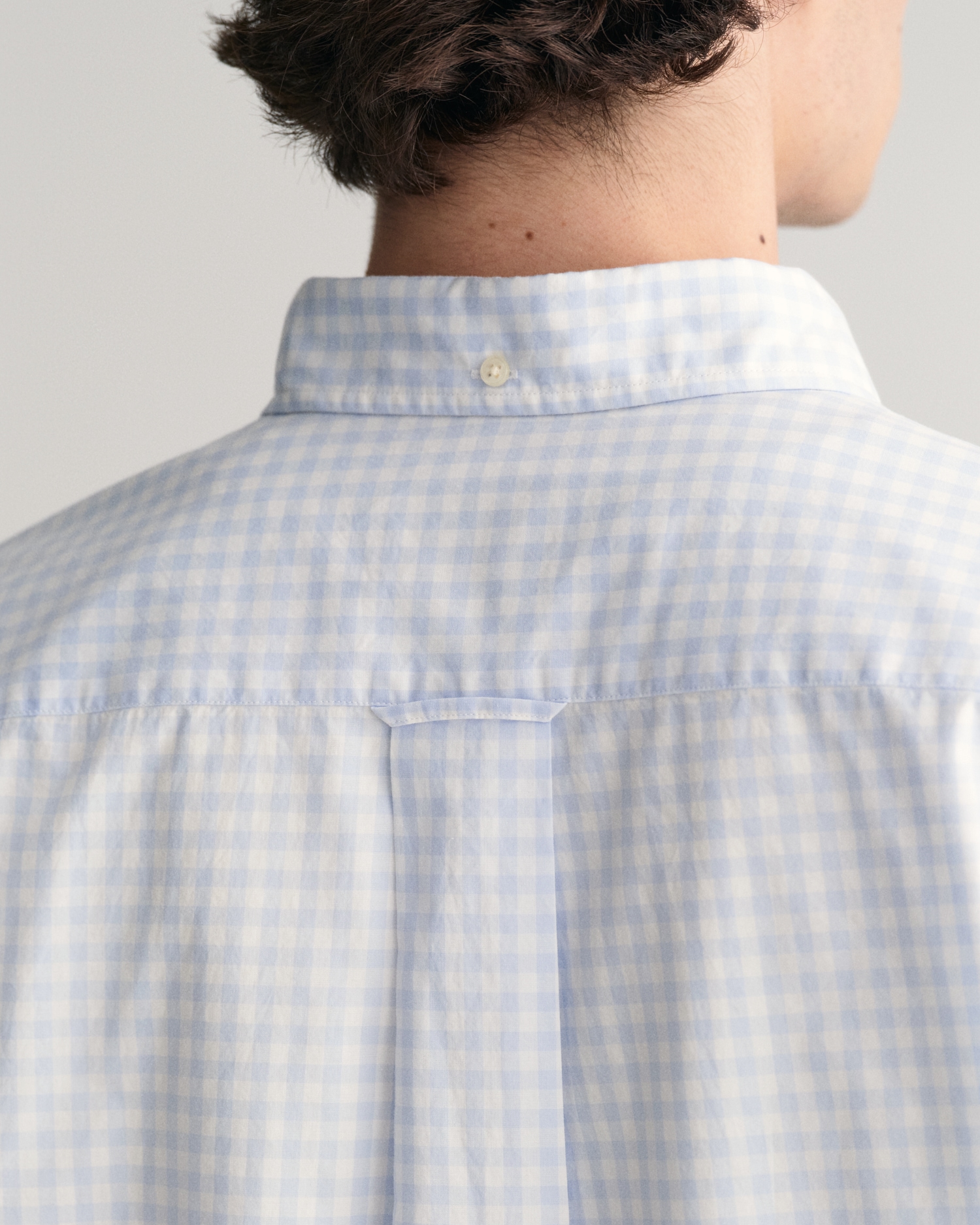 Gant Kurzarmhemd »Regular Fit Gingham Popeline Hemd strapazierfähig pflegeleicht kariert«, mit einer kleinen Logostickerei auf der Brusttasche